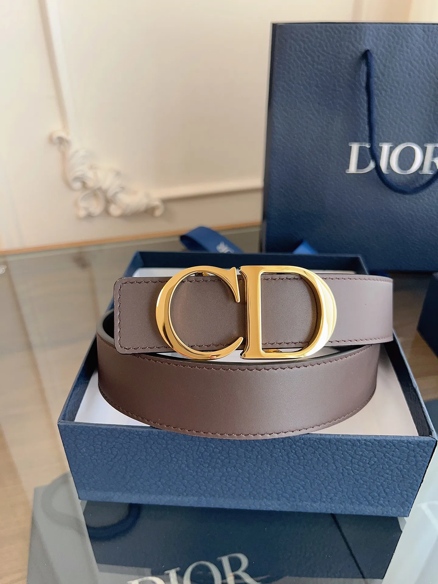 💰460💰Full package💰 💍Purchasing-grade DIOR⚡️🌹Enhanced version🇫🇷French original leather, brown/black full leather. There is no doubt about the quality. There is no better, only the best⚡️🌹Size 3.5 cm