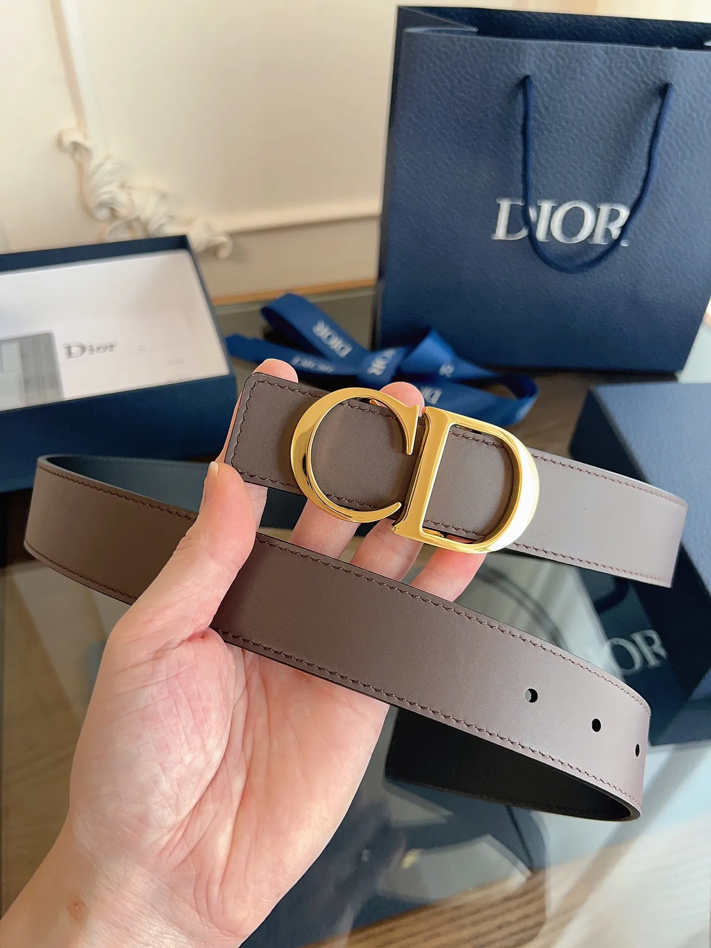 💰460💰Full package💰 💍Purchasing-grade DIOR⚡️🌹Enhanced version🇫🇷French original leather, brown/black full leather. There is no doubt about the quality. There is no better, only the best⚡️🌹Size 3.5 cm