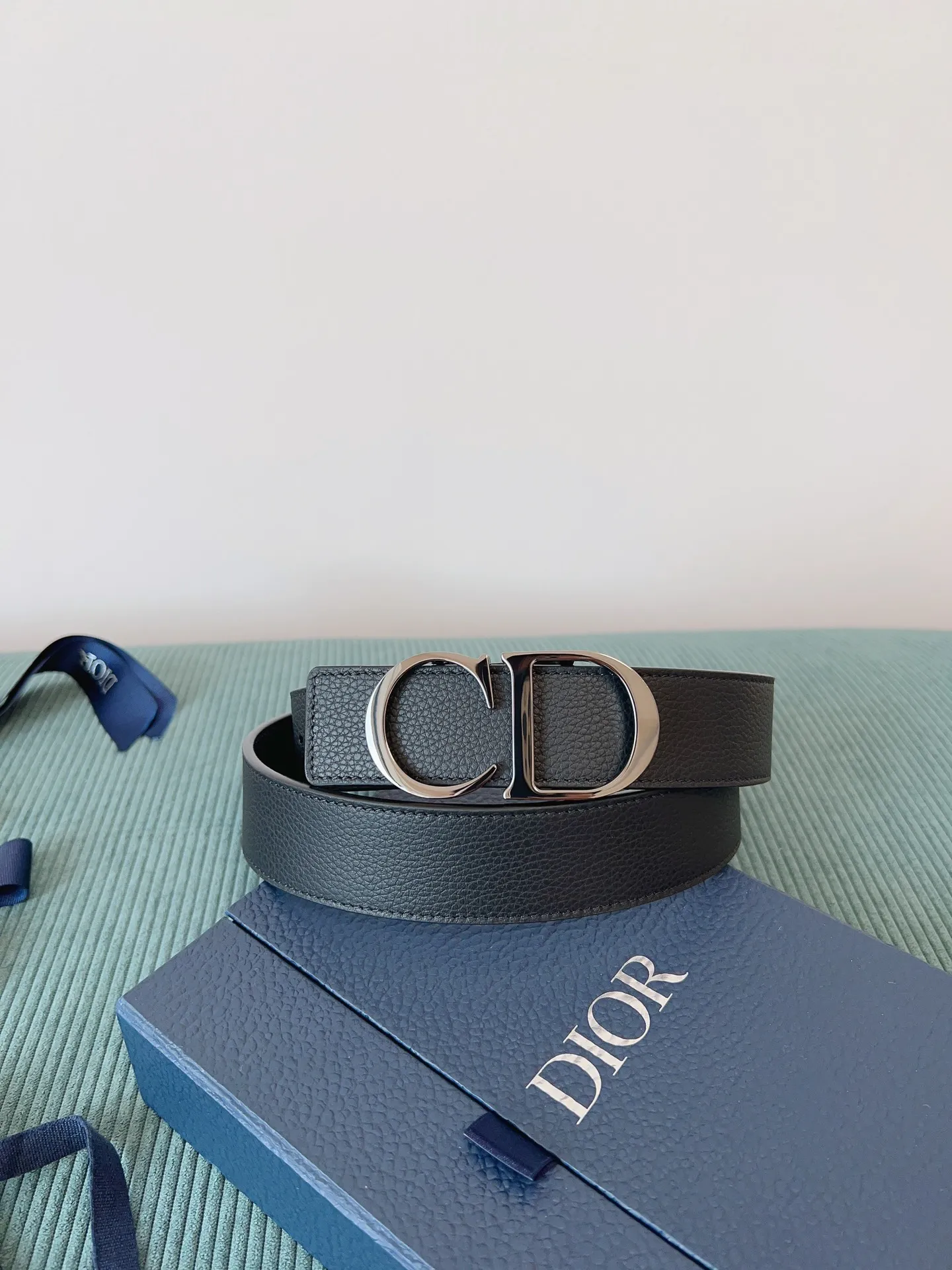 💰480💰Full package💰 💍Purchase level "DIOR" Dior⚡️🌹French original leather double-sided imported first-layer cowhide⚡️🌹The quality is unquestionable. It feels soft and delicate. There is no better, only the best⚡️🌹Size 3.5 cm