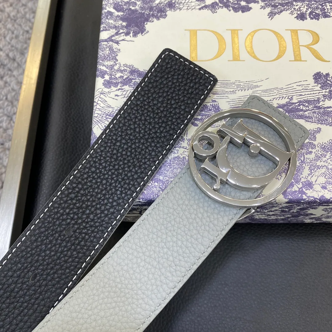 💰460💰Authentic packaging💰 💍Purchasing-grade Dior DIOR new stainless steel hardware 3.5CM wide, imported first-layer cowhide with classic letter cloth. Matched with the original single ruthenium-palladium electroplated CD buckle, feel. The oil edges are almost perfect, the original leather is customized