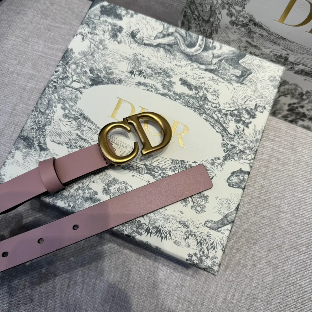 💰420💰Full set of packaging💰 💍Purchasing-grade Dior series⚡️High-end quality cowhide, imported first-layer cowhide and base leather matching⚡️Leather version genuine mold opening, buckle head palladium-plated fine pure copper buckle⚡️Width 2.0cm, high-definition real photo