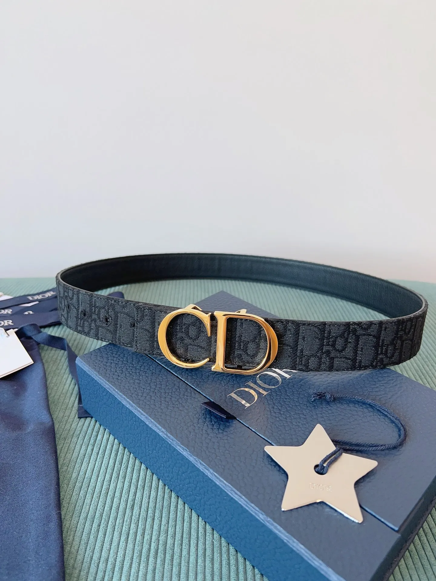 💰480💰Full package💰 💍Purchase level "DIOR" Dior⚡️🌹French original leather double-sided imported first-layer cowhide⚡️🌹The quality is unquestionable. It feels soft and delicate. There is no better, only the best⚡️🌹Size 3.5 cm