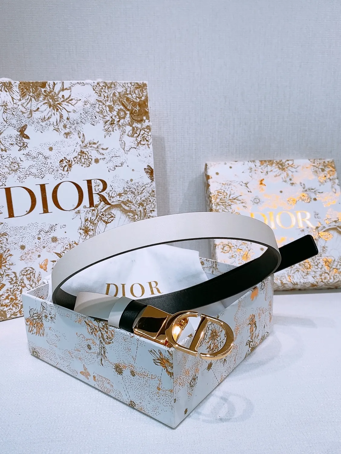 💰440💰Full package💰 💍Purchase level Dior⚡️🌹Montaigne *CD* belt Decorated with *Christian Dior* logo Glossy gold finish metal details Two detachable rings Calfskin belt⚡️🌹2.0cm
