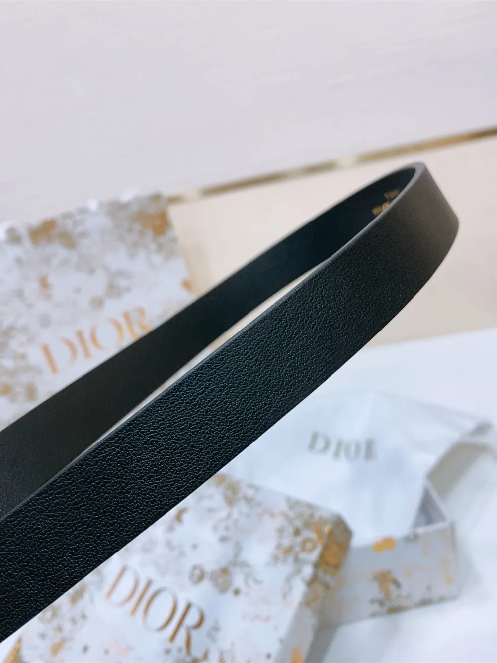 💰440💰Full package💰 💍Purchase level Dior Dior⚡️🌹Le Nœud de Dior belt butterfly diamond buckle🦋 Width 18mm⚡️🌹Imported fetal cowhide smooth cowhide and white imitation crystal decoration⚡️🌹