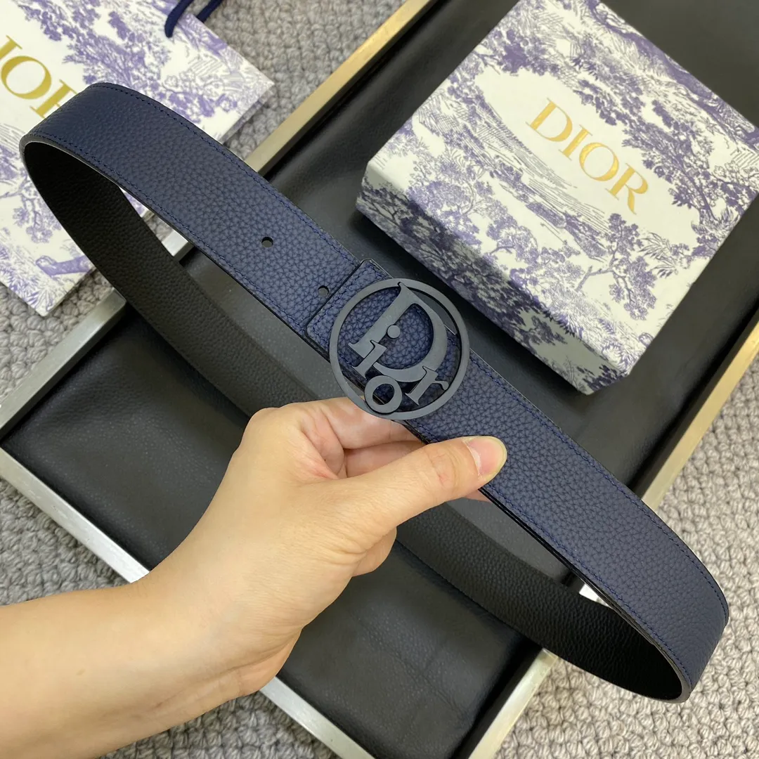 💰460💰Authentic packaging💰 💍Purchasing-grade Dior DIOR new stainless steel hardware 3.5CM wide, imported first-layer cowhide with classic letter cloth. Matched with the original single ruthenium-palladium electroplated CD buckle, feel. The oil edges are almost perfect, the original leather is customized