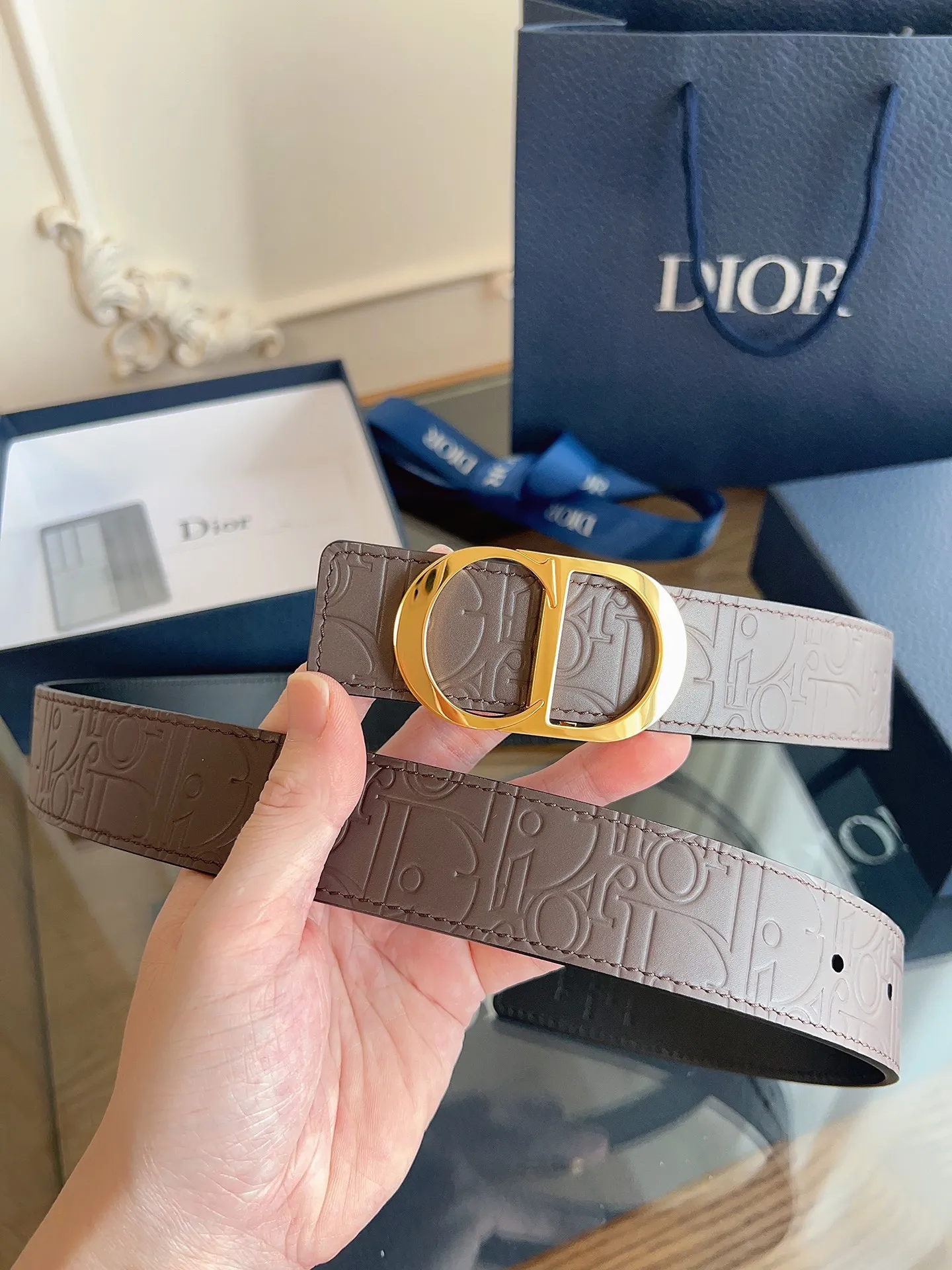 💰460💰Full package💰💍Purchasing-grade DIOR⚡️🌹Enhanced version🇫🇷French original leather, brown/embossed full leather. The quality is unquestionable. There is no better. Only the best⚡️🌹Size 3.5 cm