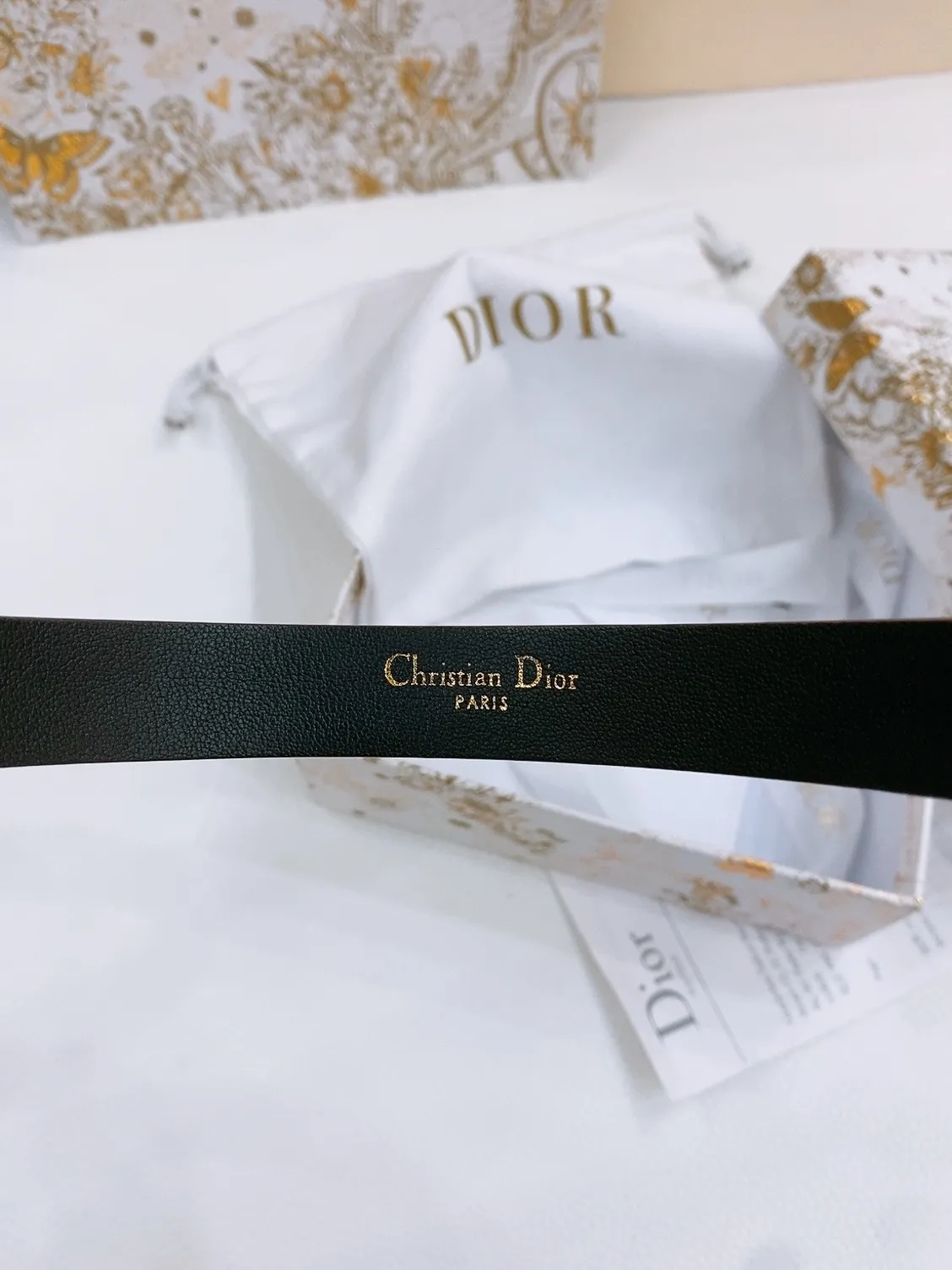 💰440💰Full package💰 💍Purchase level Dior Saddle Belt Brass hardware Double-sided saddle belt Grained cowhide surface and smooth cowhide bottom Soft and delicate feel Belt 2.0cm