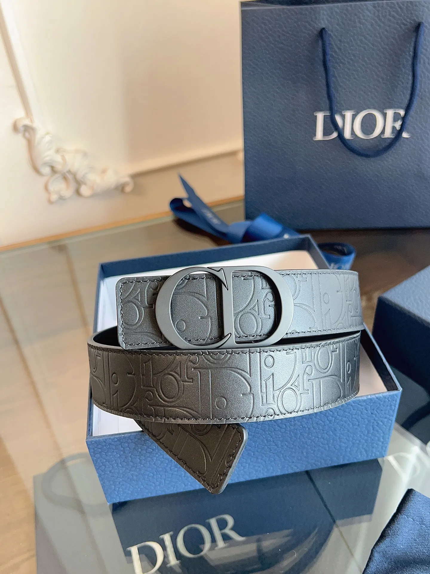 💰460💰Full package💰 💍Purchase-grade DIOR Dior⚡️🌹Enhanced version🇫🇷French original leather, black/embossed full leather. There is no doubt about the quality. There is no better, only the best. ⚡️🌹Size 3.5 cm