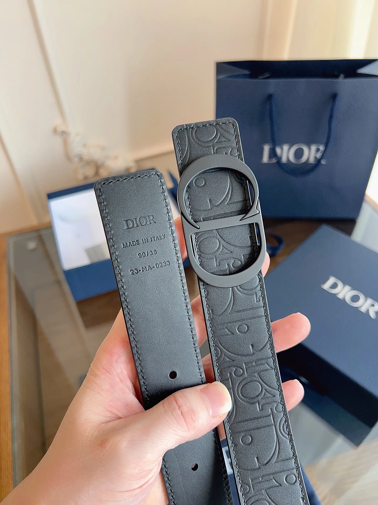 💰460💰Full package💰 💍Purchase-grade DIOR Dior⚡️🌹Enhanced version🇫🇷French original leather, black/embossed full leather. There is no doubt about the quality. There is no better, only the best. ⚡️🌹Size 3.5 cm
