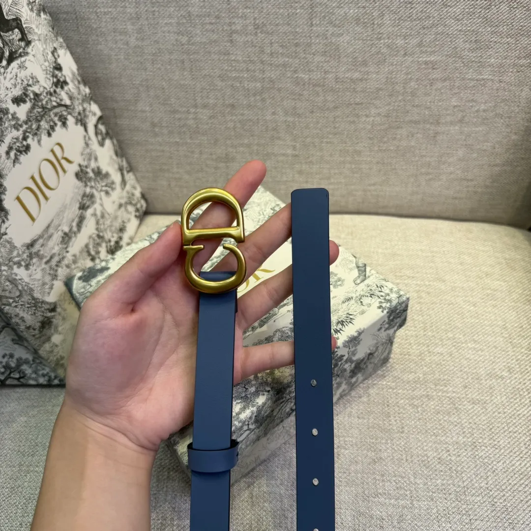 💰420💰Full set of packaging💰 💍Purchasing-grade Dior series⚡️High-end quality cowhide, imported first-layer cowhide and base leather matching⚡️Leather version genuine mold opening, buckle head palladium-plated fine pure copper buckle⚡️Width 2.0cm, high-definition real photo