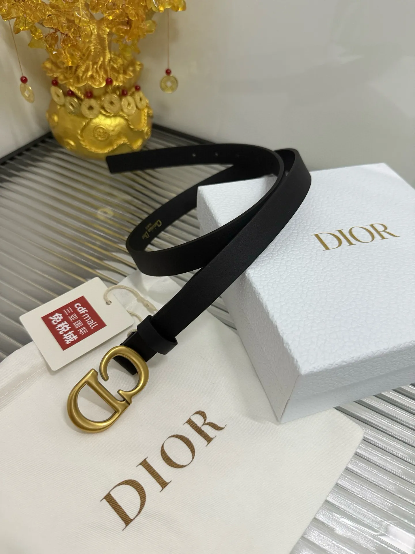 ✅Width: 𝟮.𝟬𝗰𝗺 ❑ Christian Dior Little Sweet Potato Classic Special Supply Channel ✅Italy 🇮🇹𝐒𝐢𝐫𝐩 Original imported calfskin + high-quality pure copper hardware buckle! P420