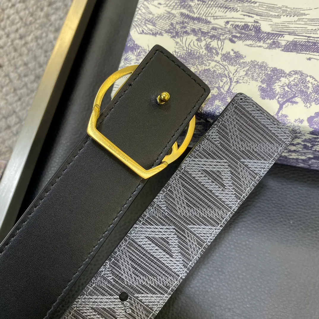 💰460💰Authentic packaging💰 💍Purchase grade Dior DIOR new stainless steel hardware width 3.5CM original imported first-layer cowhide with classic letter cloth. Matched with the original single ruthenium palladium electroplated CD buckle, feel. The oil edges are almost perfect, the original leather is customized