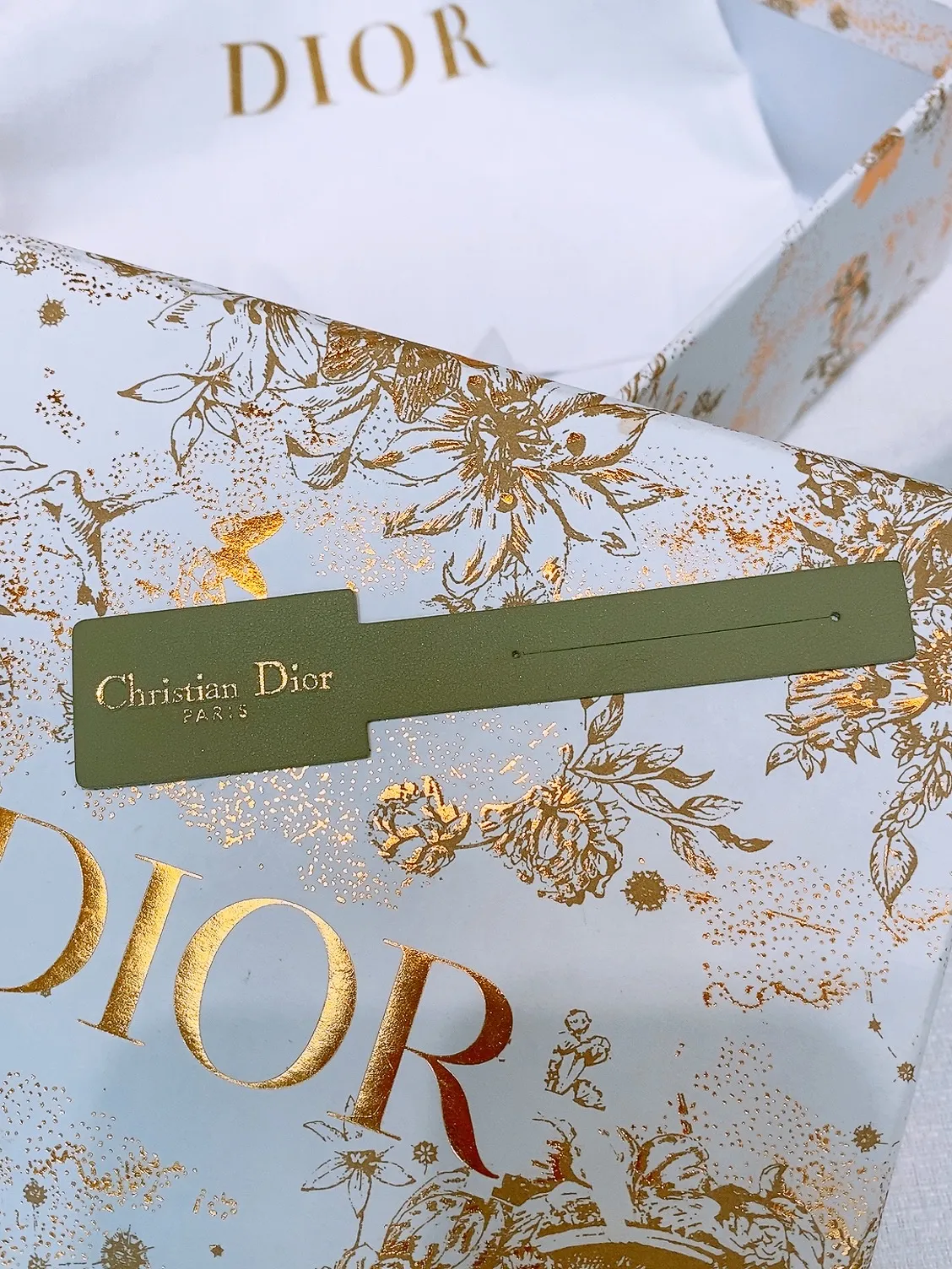 💰440💰Full package💰 💍Purchase level Dior⚡️🌹Montaigne *CD* belt Decorated with *Christian Dior* logo Glossy gold finish metal details Two detachable rings Calfskin belt⚡️🌹2.0cm