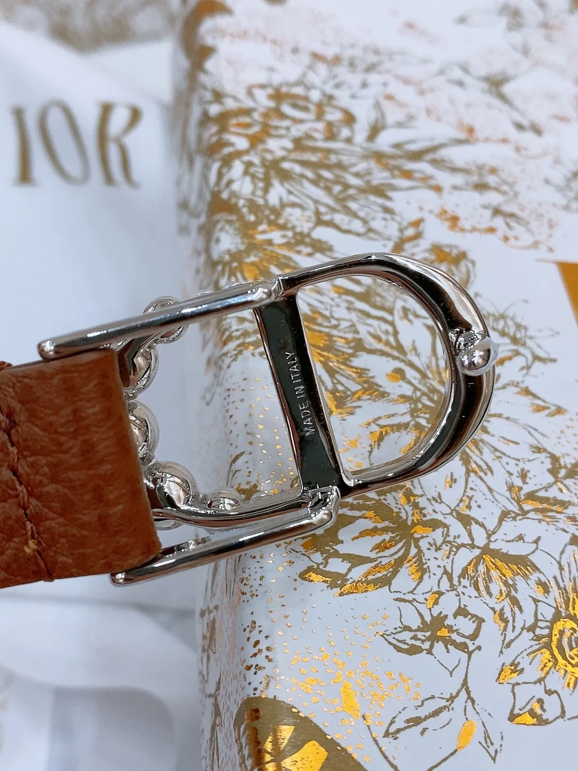 💰440💰Full package💰 💍Purchase level Dior Saddle Belt Brass hardware Double-sided saddle belt Grained cowhide surface and smooth cowhide bottom Soft and delicate feel Belt 2.0cm