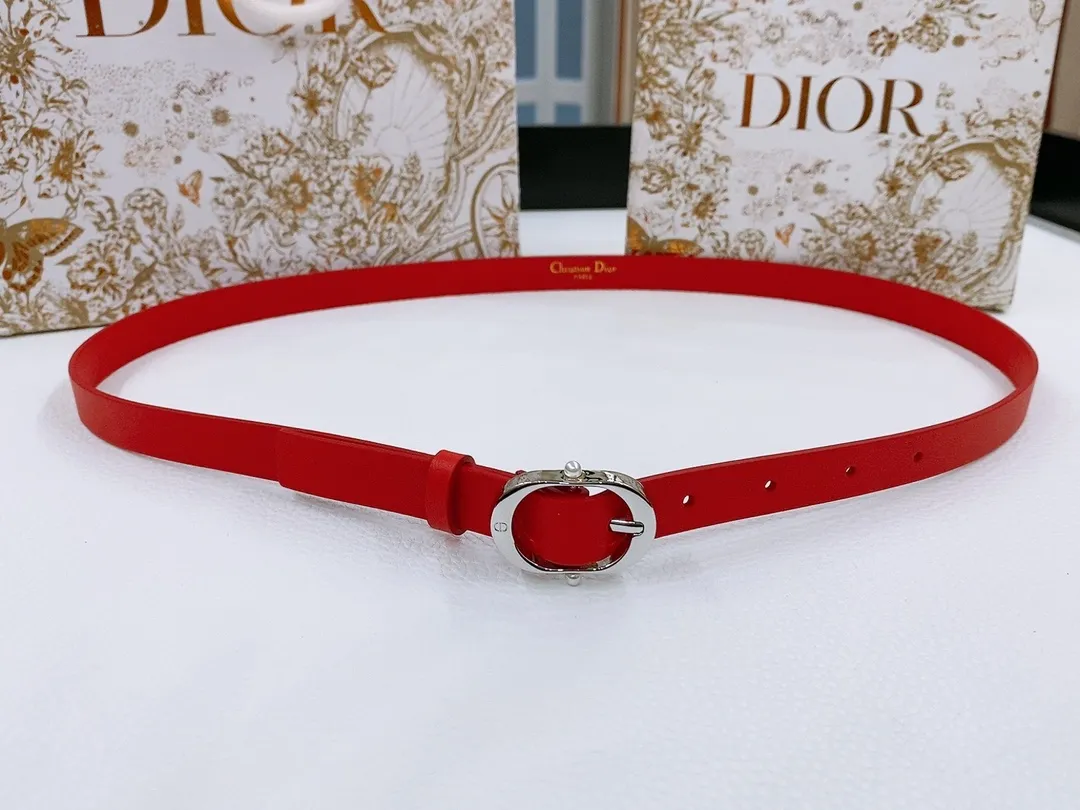 💰440💰Full package💰 💍Consignment grade Dior 20mm black smooth calfskin and silver-toned crystals Dior Chic belt buckle engraved with CD logo White resin beads Christian Dior Paris signature on inner side Lustrous gold-finish metal details Calfskin, brass