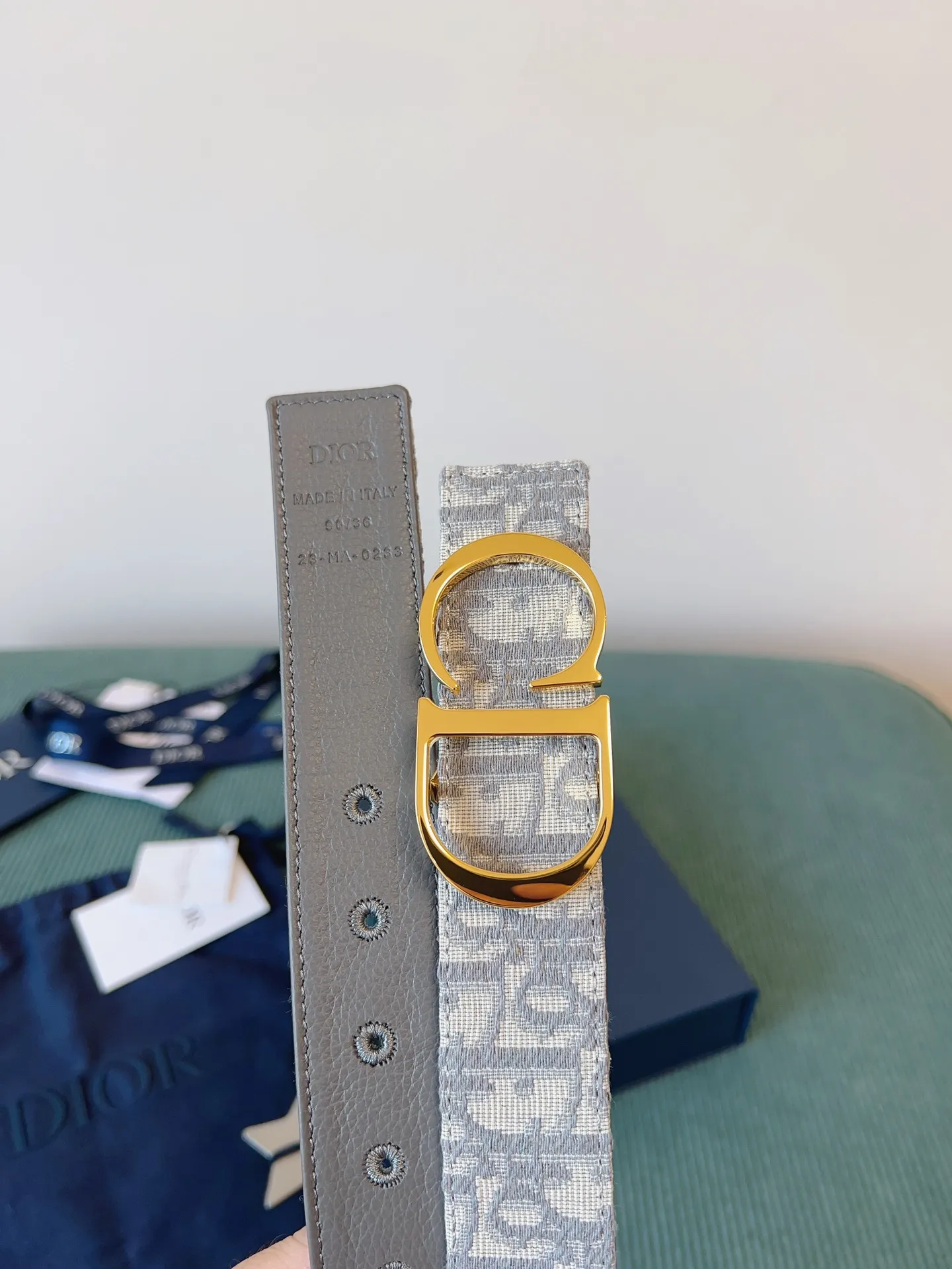 💰480💰Full package💰 💍Purchase level "DIOR" Dior⚡️🌹French original leather double-sided imported first-layer cowhide⚡️🌹The quality is unquestionable. It feels soft and delicate. There is no better, only the best⚡️🌹Size 3.5 cm