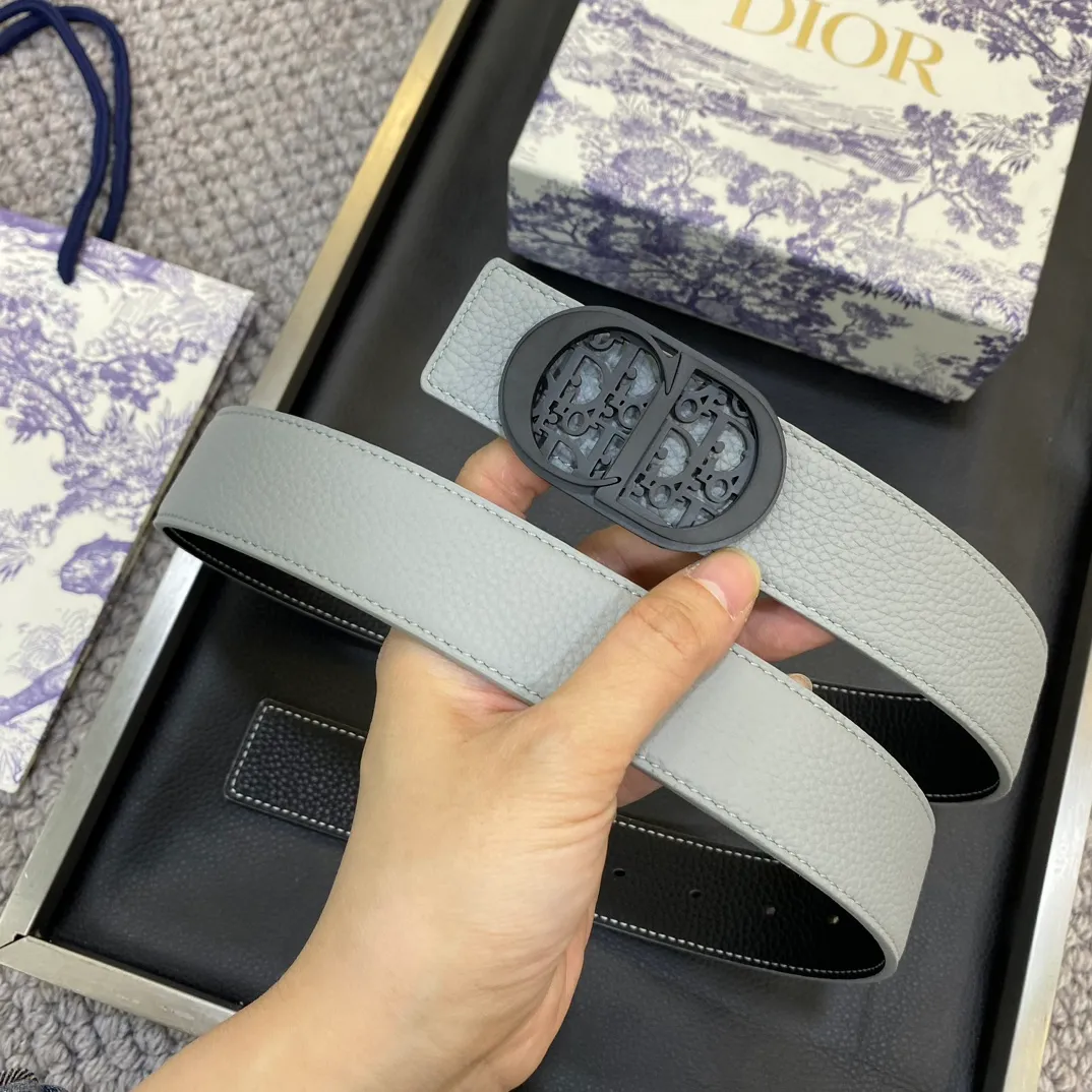💰460💰Authentic packaging💰 💍Purchase grade Dior DIOR new stainless steel hardware width 3.5CM original imported first-layer cowhide with classic letter cloth. Matched with the original single ruthenium palladium electroplated CD buckle, feel. The oil edges are almost perfect, the original leather is customized