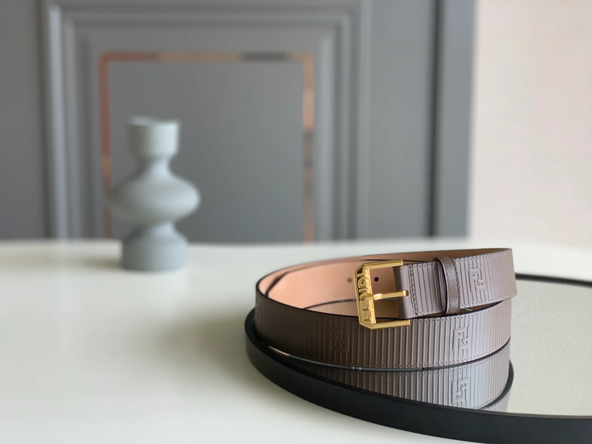 💰520💰Full package💰 💍Purchasing-grade FENDI belt, embossed calfskin imported from Italy, 3.5cm original tree paste leather bottom mark, BAGUETTE series palladium-plated belt buckle with chain buckle💓💓💓
