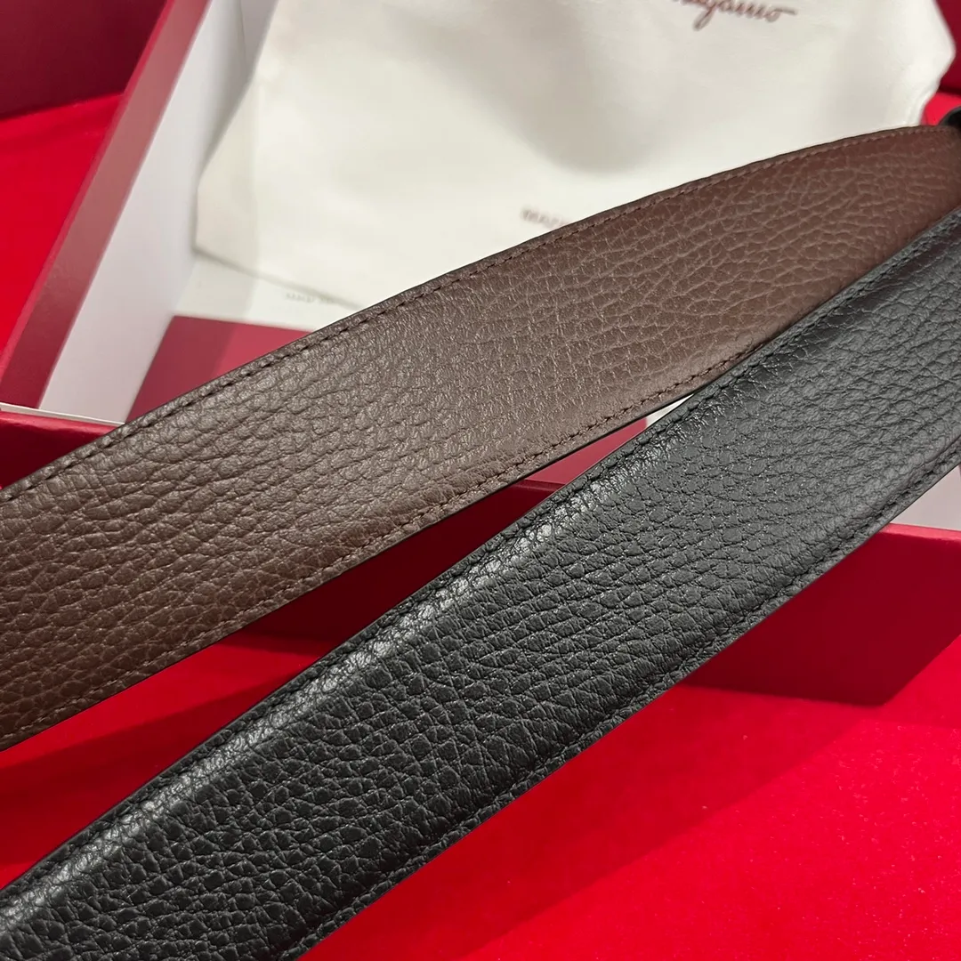💰440💰Full package💰 💍Purchase level <Ferragamo> Ferragamo⚡️🌹Supports NXP chip scanning⚡️🌹Double-sided Italian imported original lychee pattern Non-market ordinary version Exquisite palladium-plated buckle⚡️🌹Width 35mm The belt is adjustable and can be cut as needed to achieve a slimming effect. Matches the original packaging of the picture