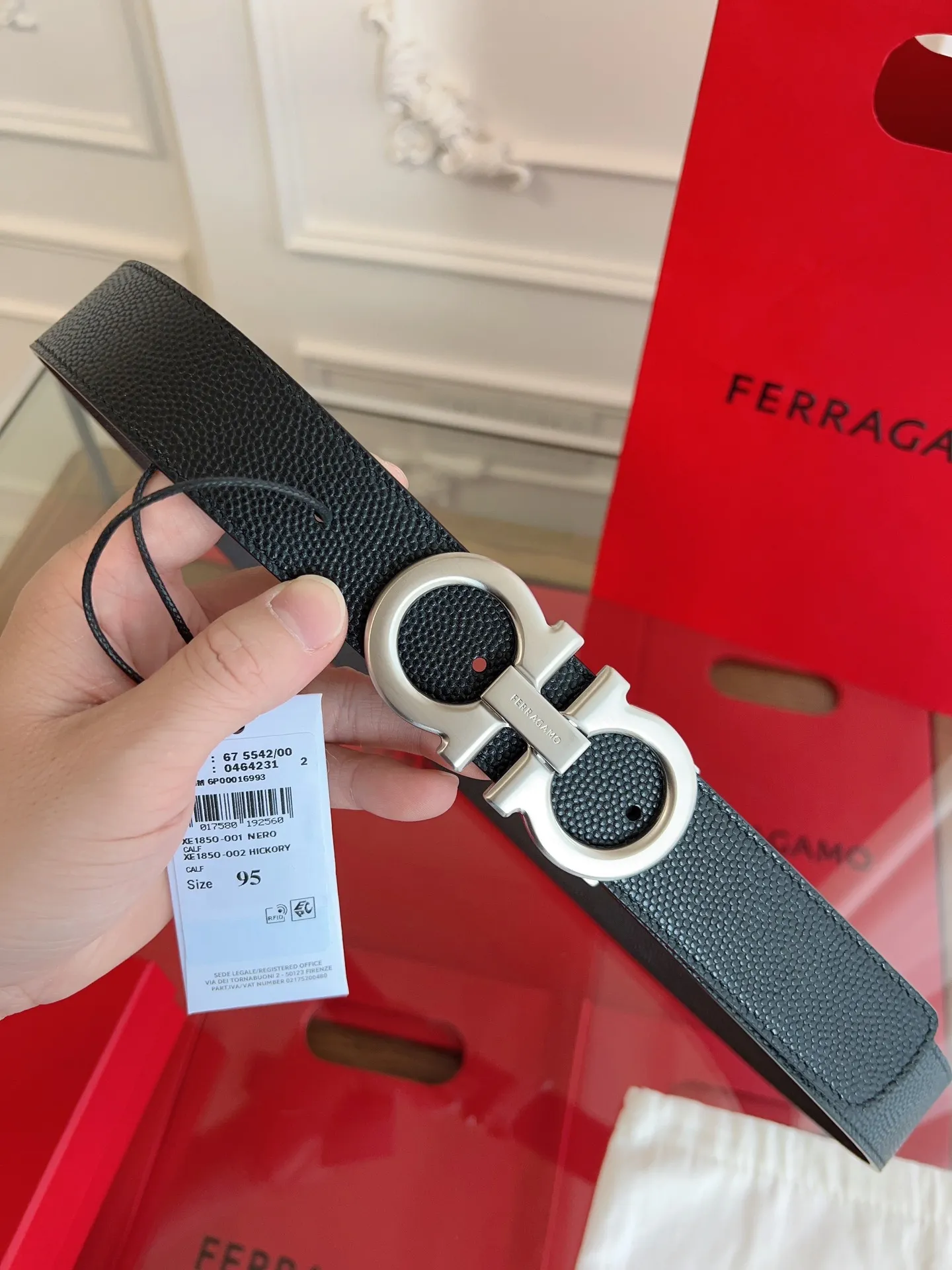 💰440💰Full set of packaging💰 💍Purchase grade Ferragamo 3.5cm original leather. Precision brass hardware upgraded version nfc chip, genuine factory IP plating! Original match