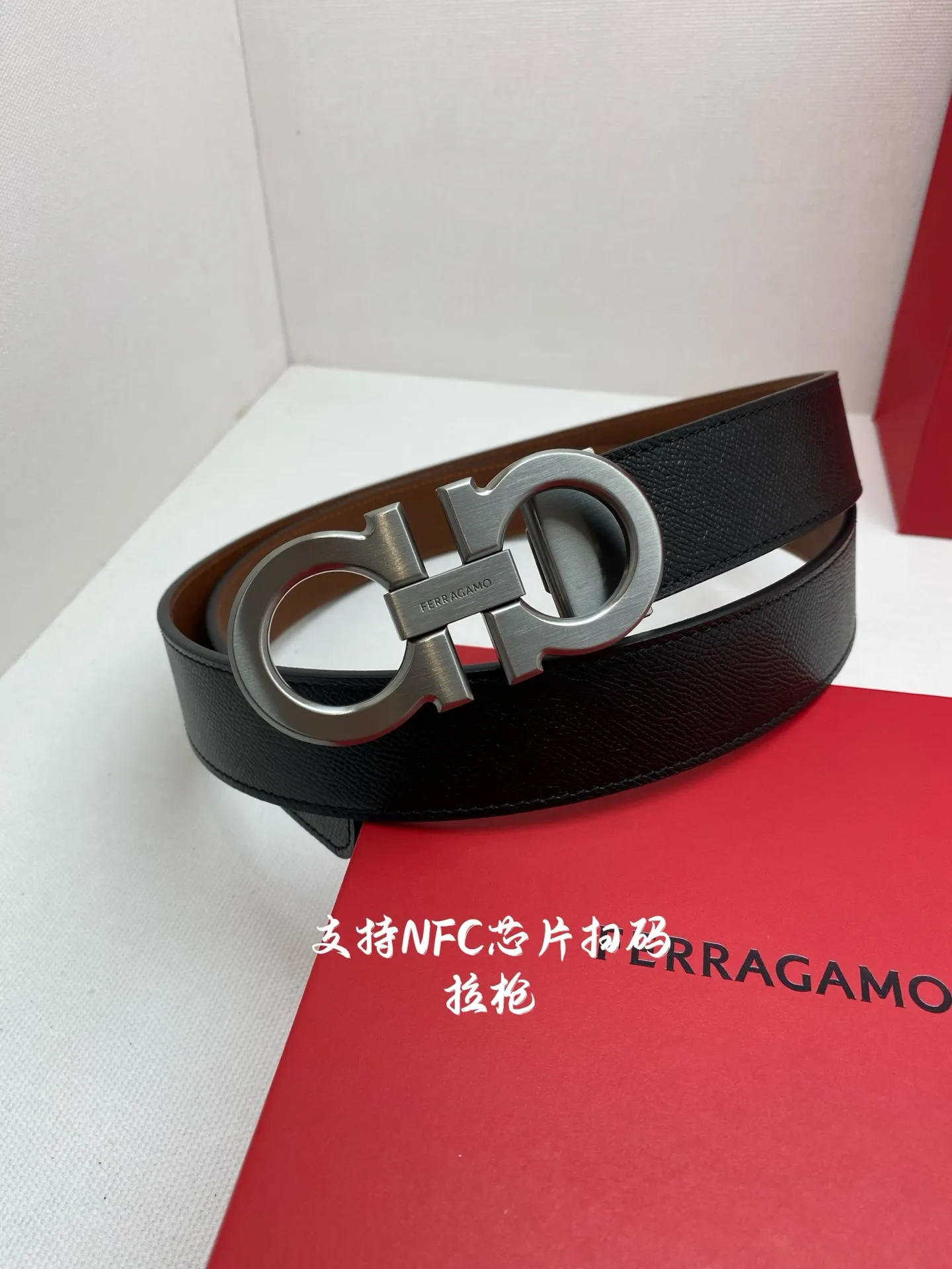 💰440💰Full package💰 💍Purchasing agent Ferragamo⚡️🌹3.5cm high-end customized men's belt Double-sided imported cowhide⚡️🌹Choose and match by yourself Genuine materials Very textured Fashionable and classic without losing style You can cut it by yourself!