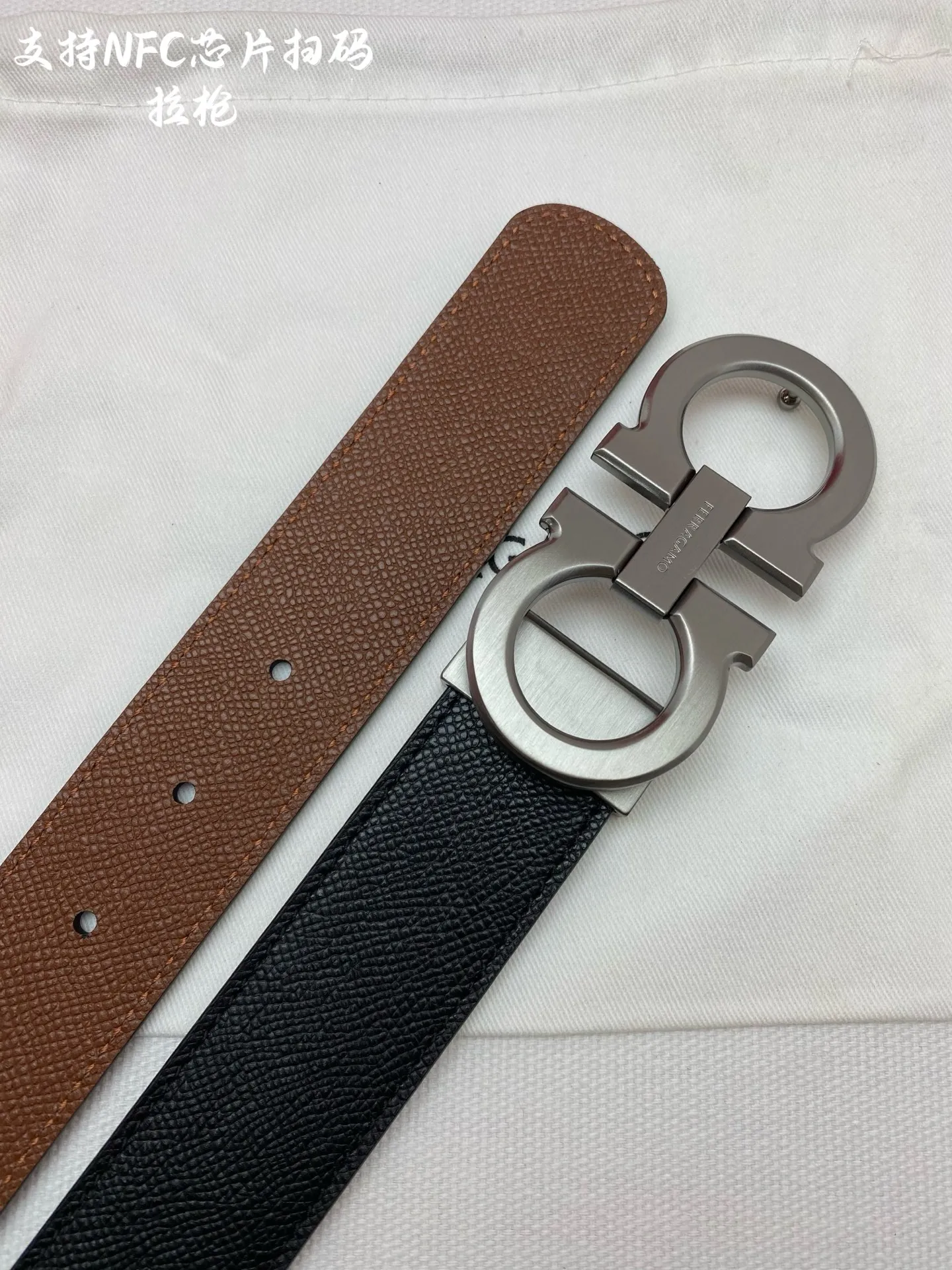 💰440💰Full package💰 💍Purchasing agent Ferragamo⚡️🌹3.5cm high-end customized men's belt Double-sided imported cowhide⚡️🌹Choose and match by yourself Genuine materials Very textured Fashionable and classic without losing style You can cut it by yourself!