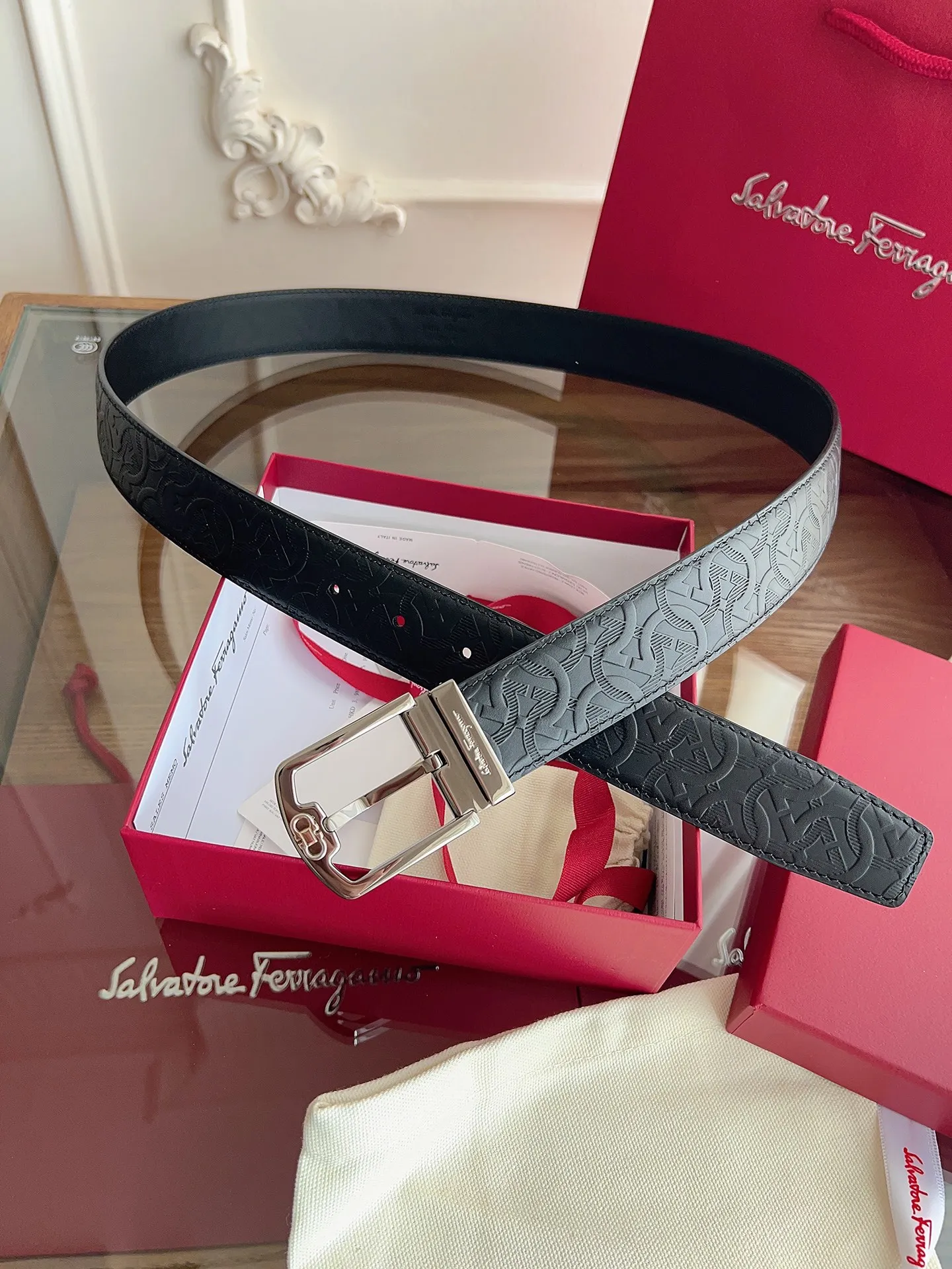 💰440💰Full package💰 💍Purchase-grade Ferragamo⚡️🌹3.5cm original leather. Upgraded precision brass hardware, genuine factory IP plating! Original match,