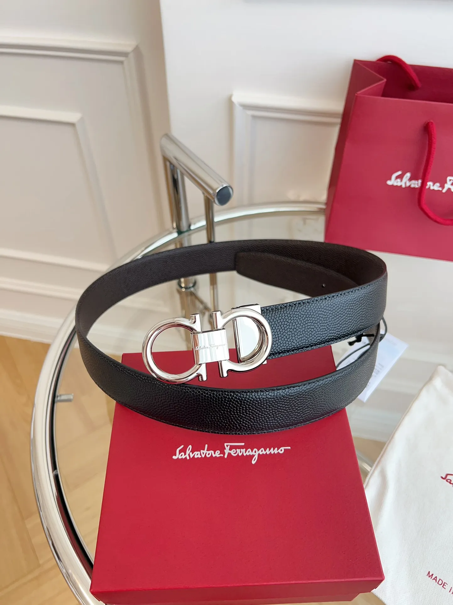💰440💰Full package💰 💍Purchasing-grade Ferragamo 3.5cm original leather. Precision brass hardware, genuine factory IP plating! Original match