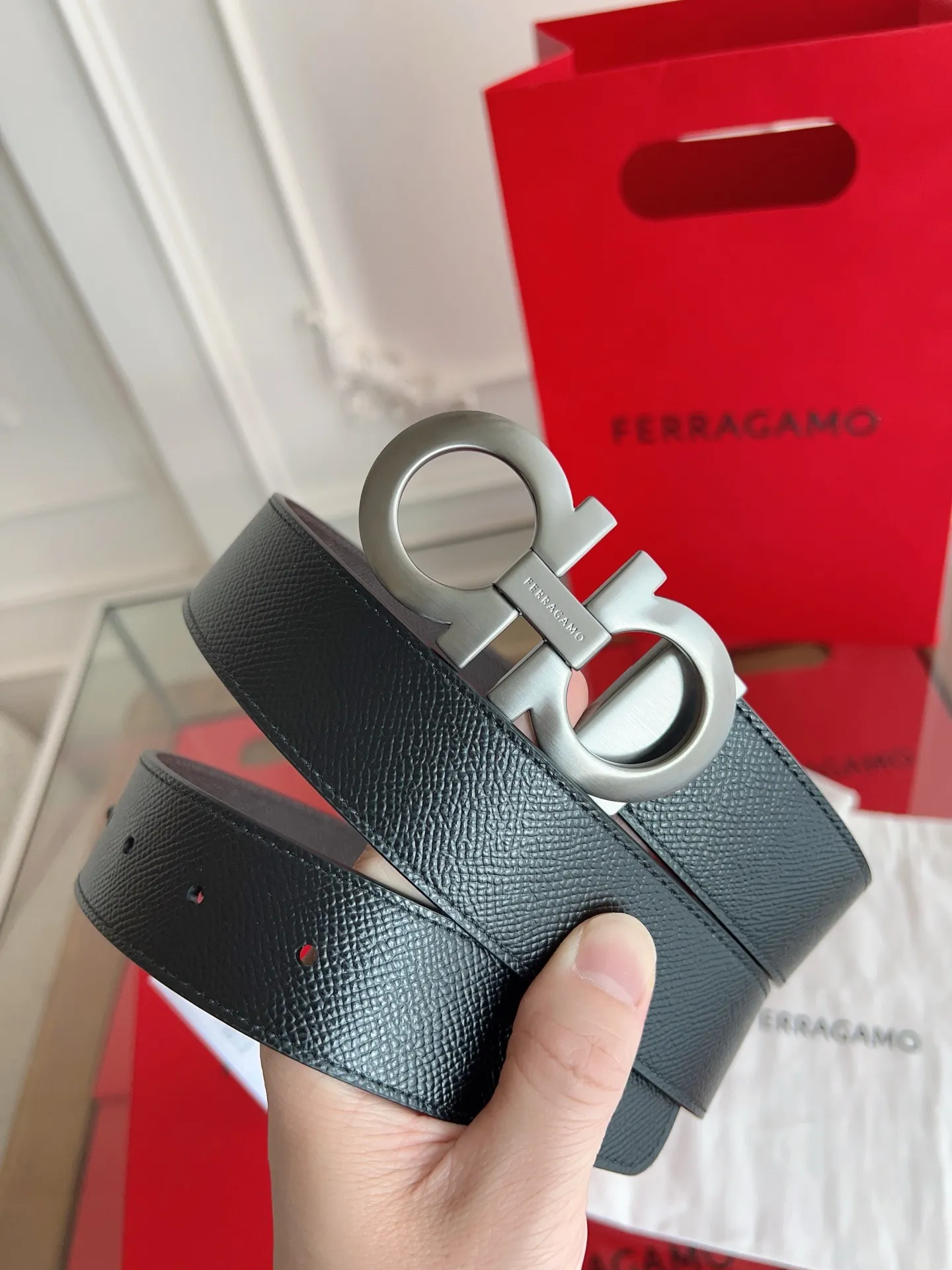 💰440💰Full set of packaging💰 💍Purchase grade Ferragamo Width 3.5cm⚡️🌹Imported leather. Precision brass hardware upgraded version nfc chip⚡️🌹Genuine factory IP plating! Original matching⚡️🌹