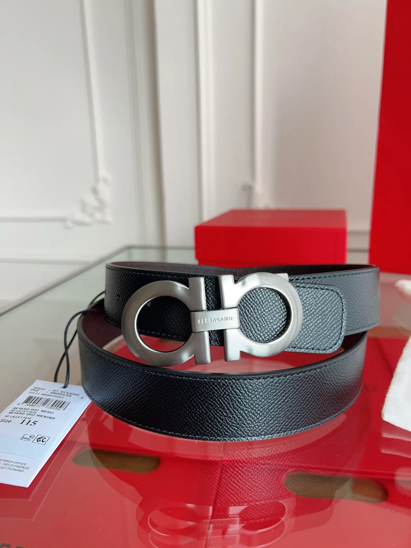 💰440💰Full set of packaging💰 💍Purchase grade Ferragamo Width 3.5cm⚡️🌹Imported leather. Precision brass hardware upgraded version nfc chip⚡️🌹Genuine factory IP plating! Original matching⚡️🌹