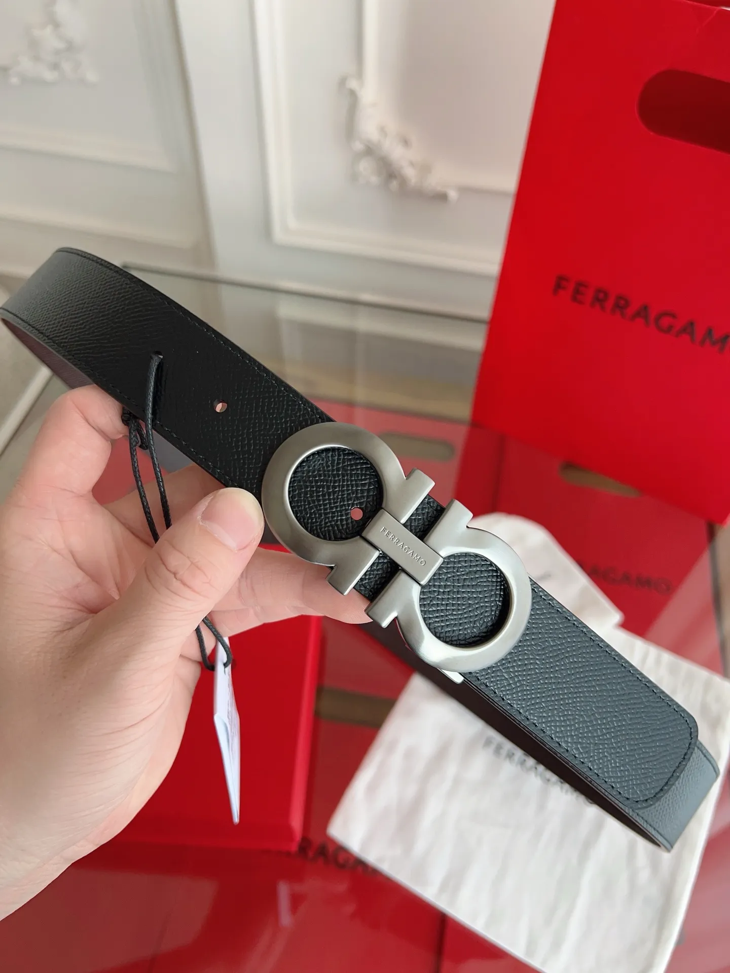 💰440💰Full set of packaging💰 💍Purchase grade Ferragamo Width 3.5cm⚡️🌹Imported leather. Precision brass hardware upgraded version nfc chip⚡️🌹Genuine factory IP plating! Original matching⚡️🌹