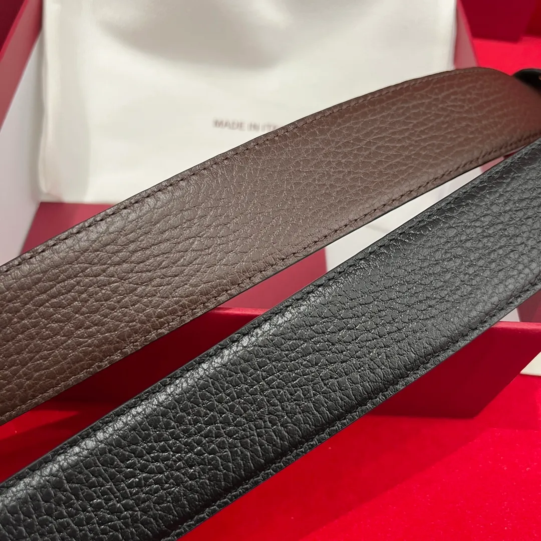💰440💰Full package💰 💍Purchase level <Ferragamo> Ferragamo⚡️🌹Supports NXP chip scanning⚡️🌹Double-sided Italian imported original lychee pattern Non-market ordinary version Exquisite palladium-plated buckle⚡️🌹Width 35mm The belt is adjustable and can be cut as needed to achieve a slimming effect. Matches the original packaging of the picture