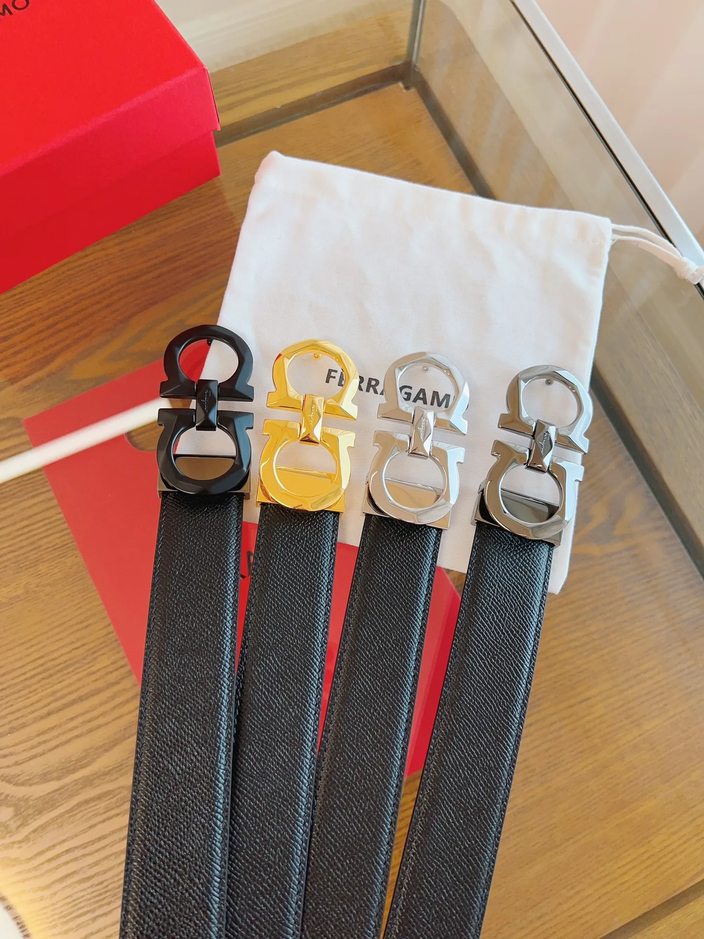 💰440💰Full package💰 💍Purchasing-grade Ferragamo 3.5cm original leather. Precision brass hardware, genuine factory IP plating! Original match,