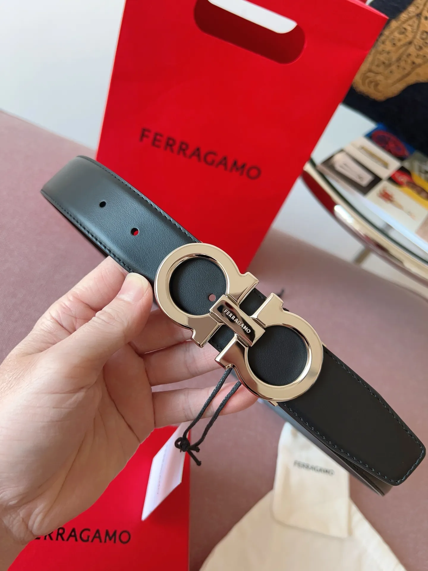 💰440💰Full package💰 💍Purchasing-grade Ferragamo⚡️🌹3.5cm original leather. Precision brass hardware upgraded version genuine factory IP plating! Original match,