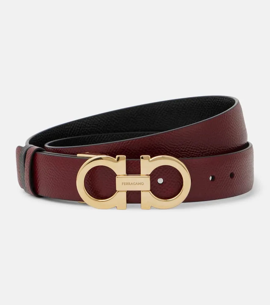 Ferragamo women's 2.5cm reversible belt is reversible and can be used perfectly in any style. The classic style will never go out of style.