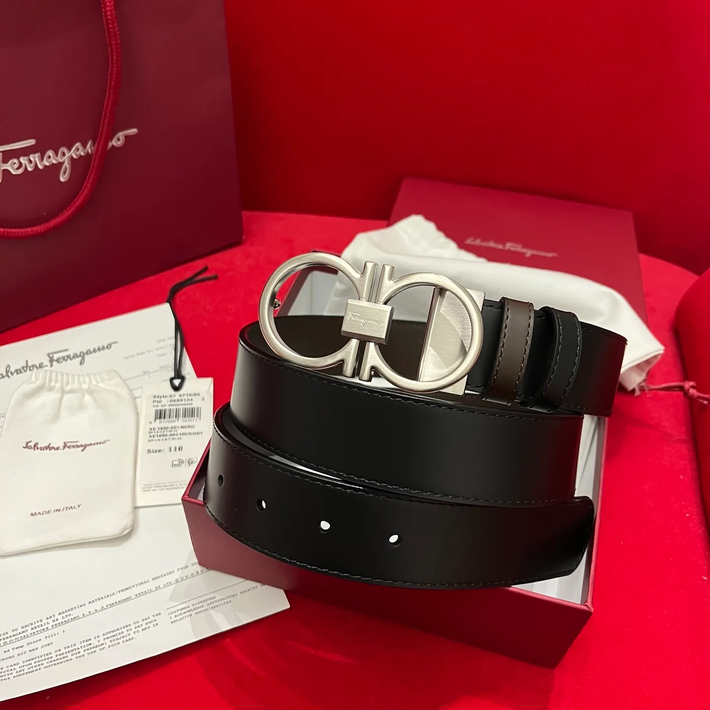 💰440💰Full package💰 💍Purchasing-grade Ferragamo Double-sided Italian imported original black matching☕️New quality palladium-plated buckle Width 3.5cm Double-sided usable The belt is adjustable and can be cut as needed to achieve a slim fit