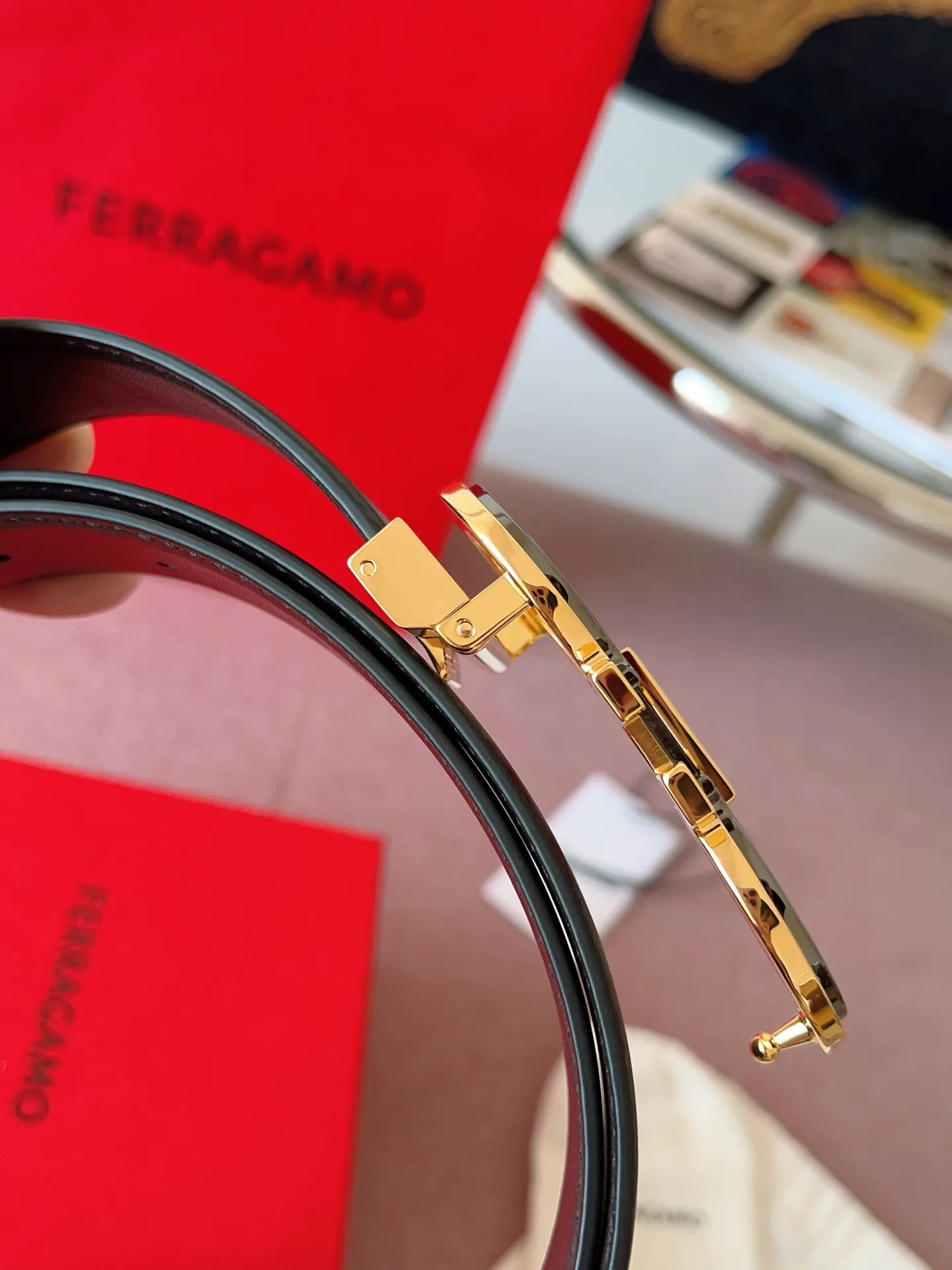💰460💰Full package💰 💍Purchasing-grade Ferragamo⚡️🌹3.5cm original leather. Precision brass hardware upgraded version genuine factory IP plating! Original match,