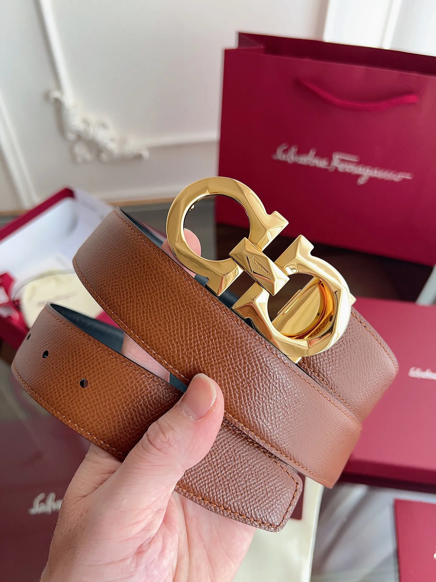 💰440💰Full package💰 💍Purchase-grade Ferragamo⚡️🌹3.5cm original leather. Upgraded precision brass hardware, genuine factory IP plating! Original match,