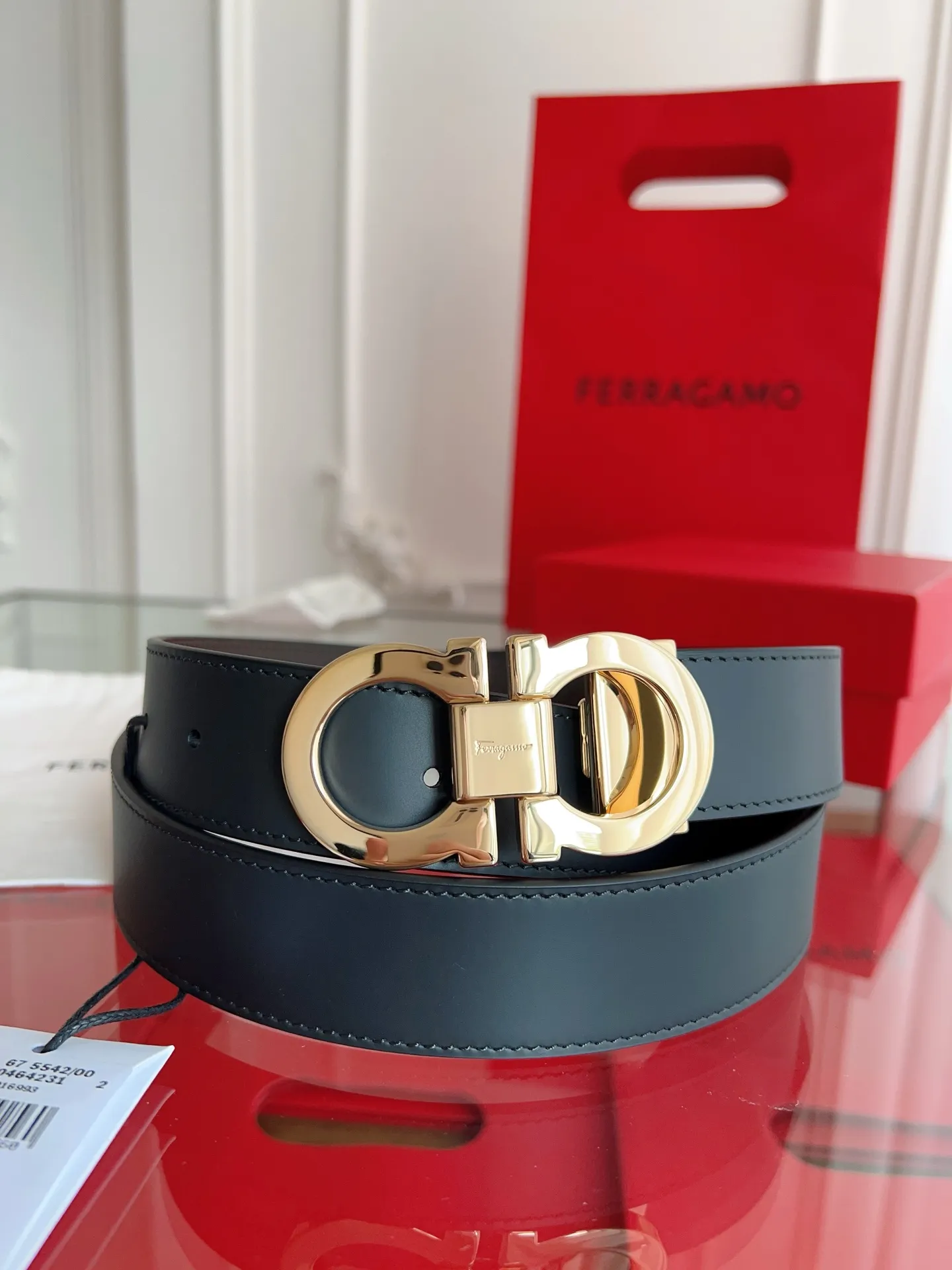 💰440💰Full set of packaging💰 💍Purchase grade Ferragamo 3.5cm original leather. Precision brass hardware upgraded version nfc chip, genuine factory IP plating! Original match