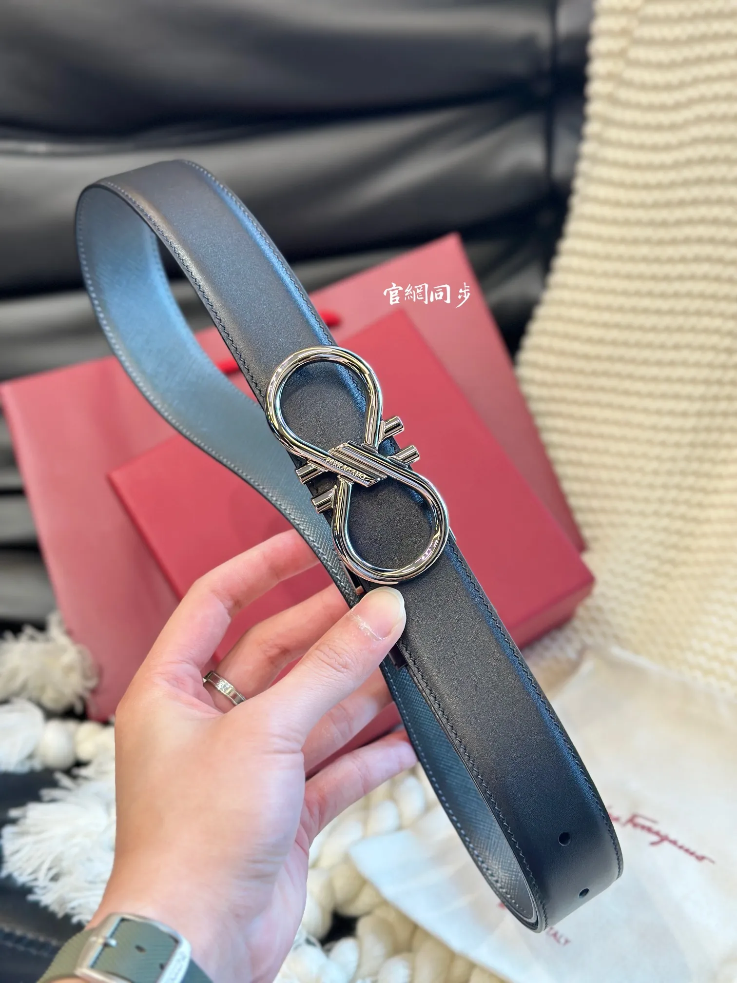 💰480💰Full package💰 💍Purchasing-grade FERRAGAMO⚡️🌹Smooth buckle belt 35MM wide⚡️🌹Double-sided imported first-layer cowhide, comfortable to the touch⚡️🌹Free cutting design