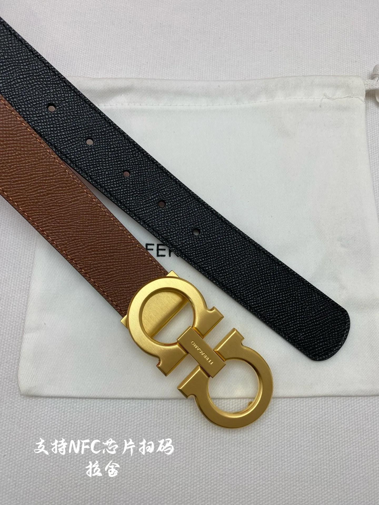 💰440💰Full package💰 💍Purchasing agent Ferragamo⚡️🌹3.5cm high-end customized men's belt Double-sided imported cowhide⚡️🌹Choose and match by yourself Genuine materials Very textured Fashionable and classic without losing style You can cut it by yourself!
