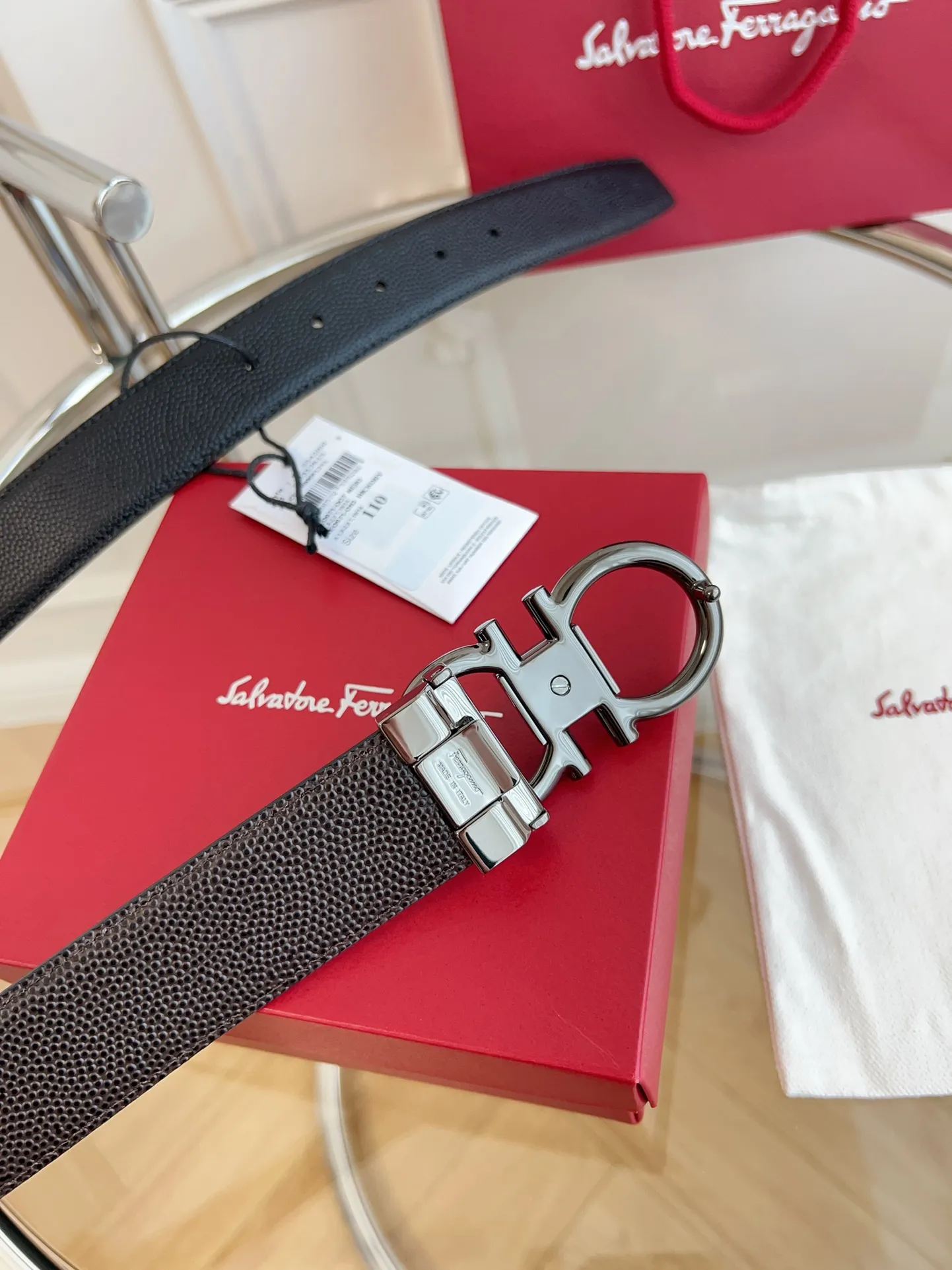 💰440💰Full package💰 💍Purchasing-grade Ferragamo 3.5cm original leather. Precision brass hardware, genuine factory IP plating! Original match