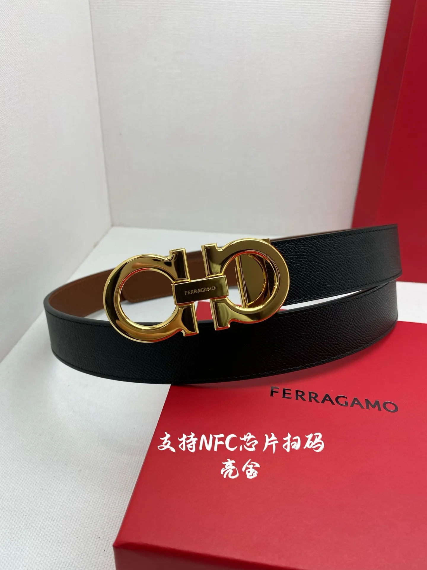 💰440💰Full package💰 💍Purchasing agent Ferragamo⚡️🌹3.5cm high-end customized men's belt Double-sided imported cowhide⚡️🌹Choose and match by yourself Genuine materials Very textured Fashionable and classic without losing style You can cut it by yourself!