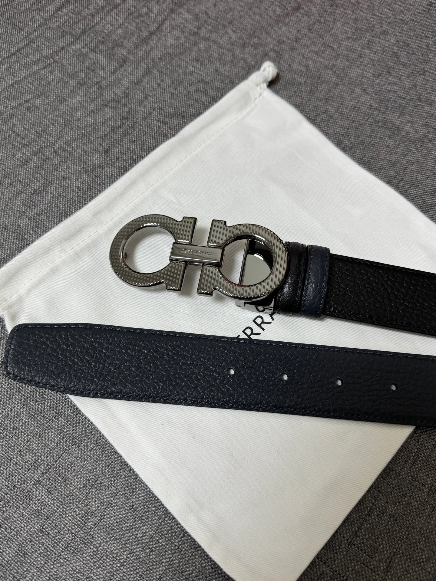 💰440💰Full set of packaging💰 💍Purchase level collection of good things—Salvatore Ferragamo men’s 3.5cm exquisite counter new style striped new logo double circle horseshoe metal buckle, first-layer cowhide double-sided versatile and atmospheric item