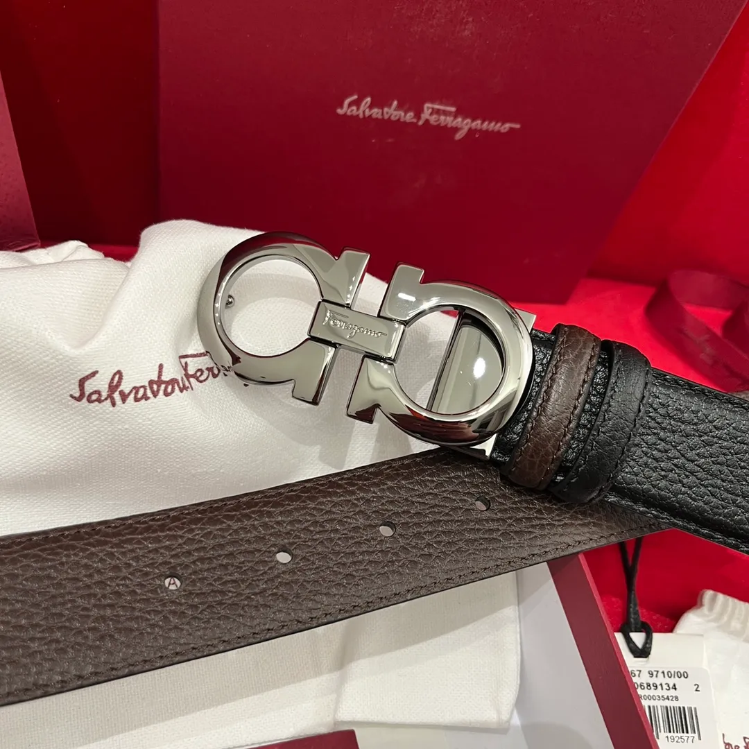 💰440💰Full package💰 💍Purchase level <Ferragamo> Ferragamo⚡️🌹Supports NXP chip scanning⚡️🌹Double-sided Italian imported original lychee pattern Non-market ordinary version Exquisite palladium-plated buckle⚡️🌹Width 35mm The belt is adjustable and can be cut as needed to achieve a slimming effect. Matches the original packaging of the picture