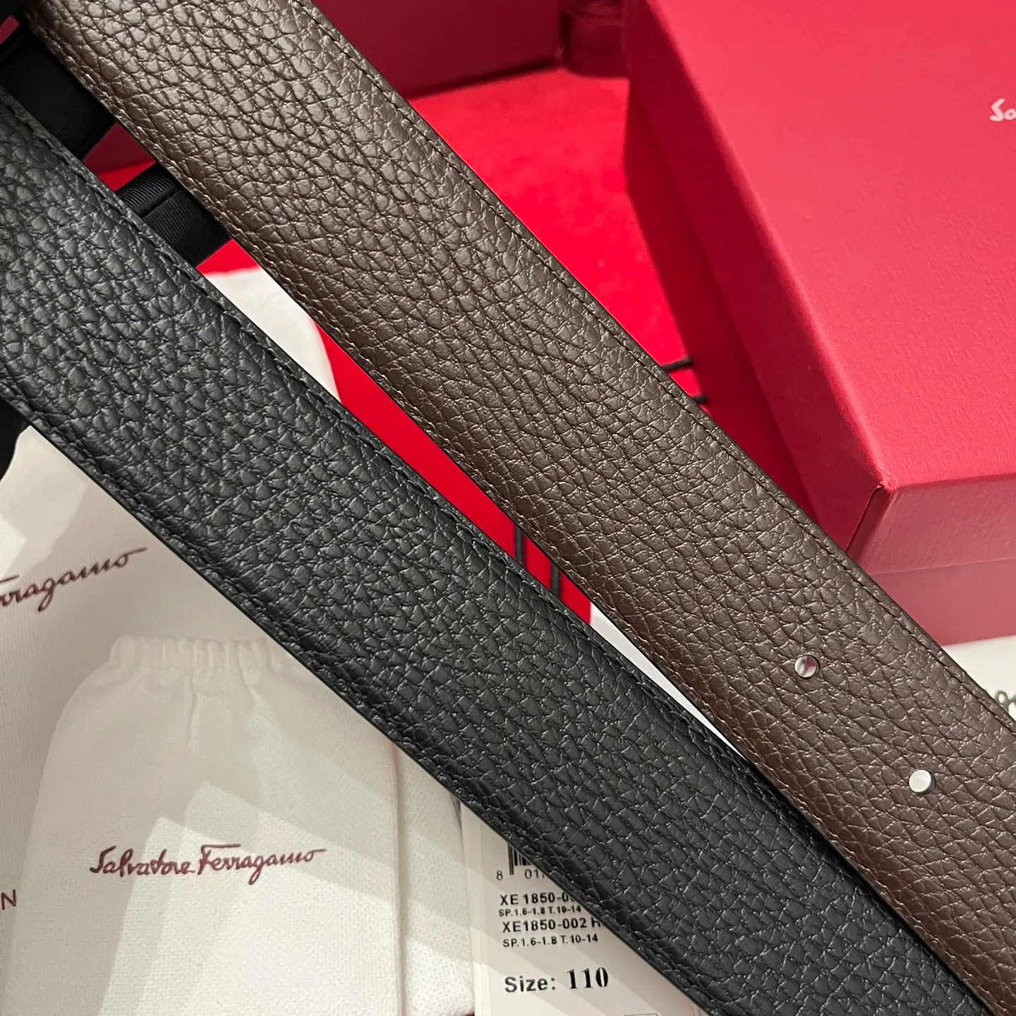 💰440💰Complete package💰 💍Purchasing-grade Ferragamo⚡️🌹Supports NXP chip scanning Double-sided Italian original leather Non-market ordinary version Exquisite palladium-plated buckle Width 3.5cm The belt is adjustable and can be cut as needed to achieve a slim fit