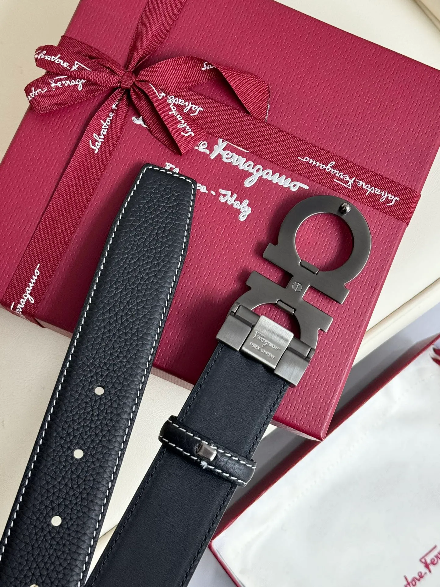 💰440💰Full set of packaging💰 💍Purchase-grade Ferragamo Double-sided original imported first-layer cowhide, double-sided use, vacuum electroplated copper buckle, exquisite workmanship, counter quality! Fashionable, casual and versatile items are on sale! Comes with full counter packaging, width 3.5cm