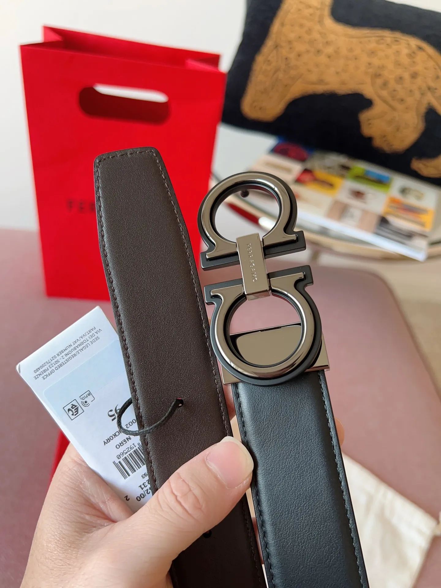💰460💰Full package💰 💍Purchasing-grade Ferragamo⚡️🌹3.5cm original leather. Precision brass hardware upgraded version genuine factory IP plating! Original match,