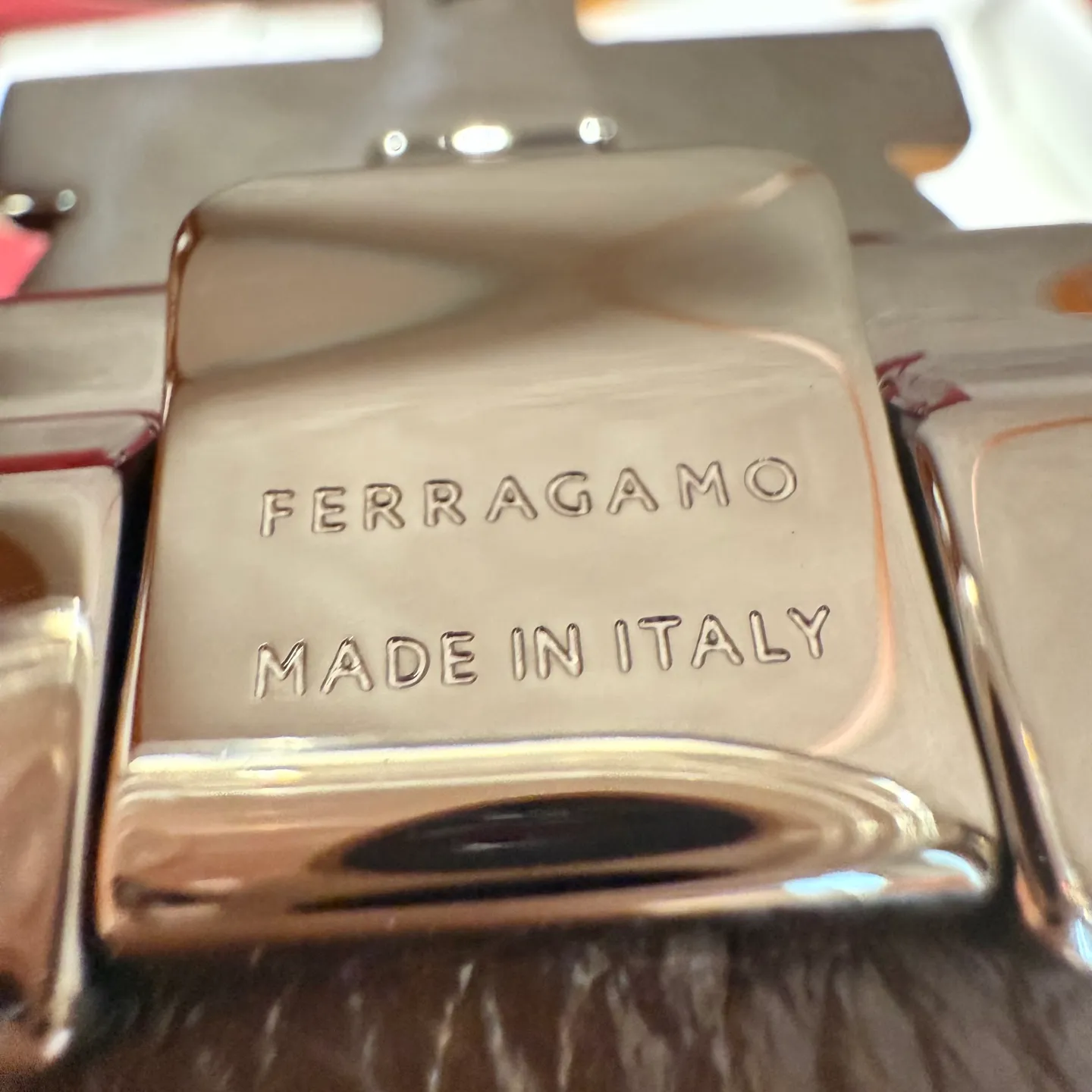 💰440💰Complete package💰 💍Purchase-grade Ferragamo⚡️🌹Double-sided Italian imported original black matching☕️New high-quality palladium-plated buckle Width 35mm Double-sided usable The belt is adjustable and can be cut as needed to achieve a slimming effect