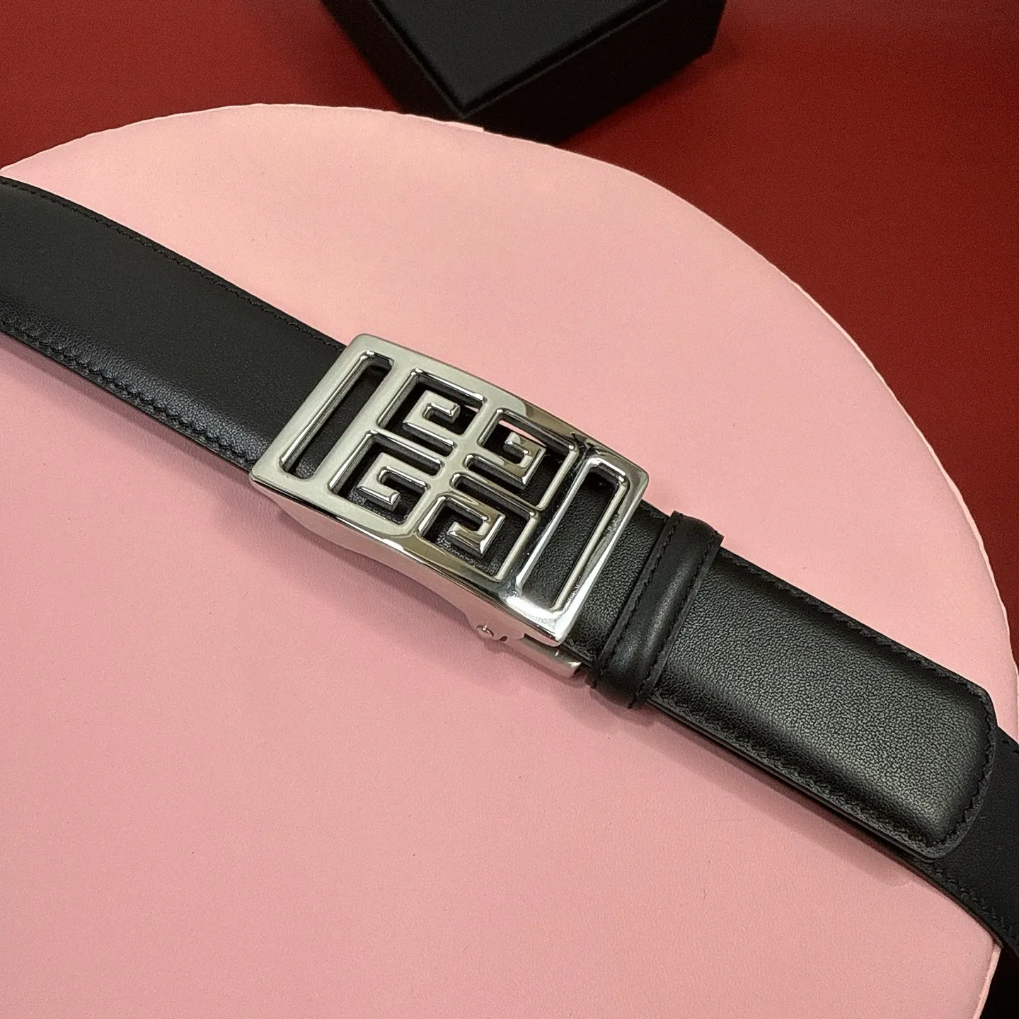 💰460💰Full package💰 💍Purchasing-grade Givenchy calfskin slide-type automatic head belt, stainless steel 3.5cm hollow steel buckle belt.